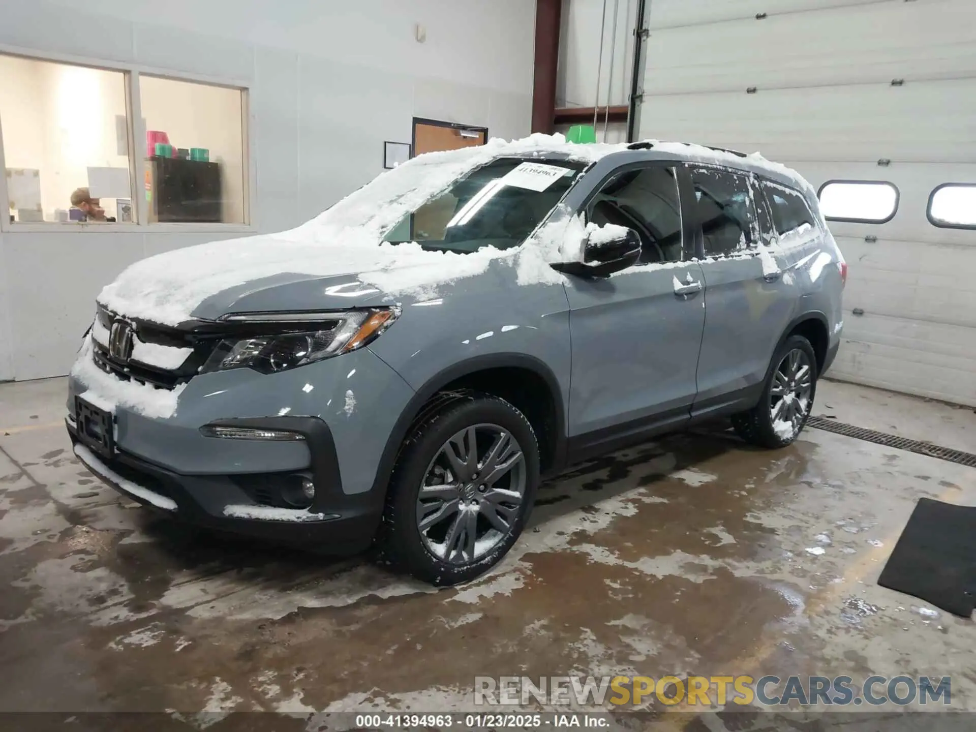2 Photograph of a damaged car 5FNYF6H33NB035854 HONDA PILOT 2022
