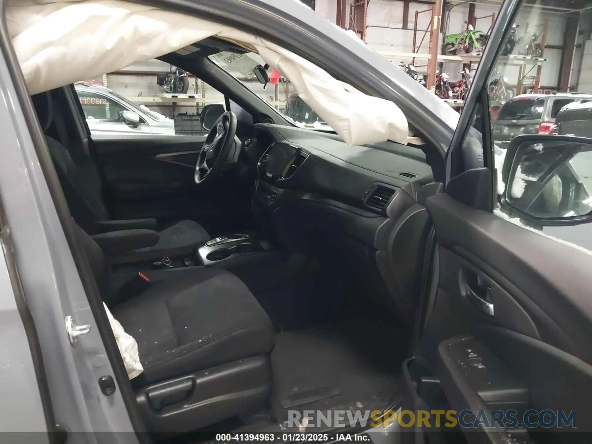 5 Photograph of a damaged car 5FNYF6H33NB035854 HONDA PILOT 2022