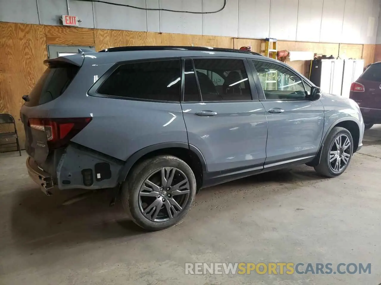 3 Photograph of a damaged car 5FNYF6H35NB066409 HONDA PILOT 2022