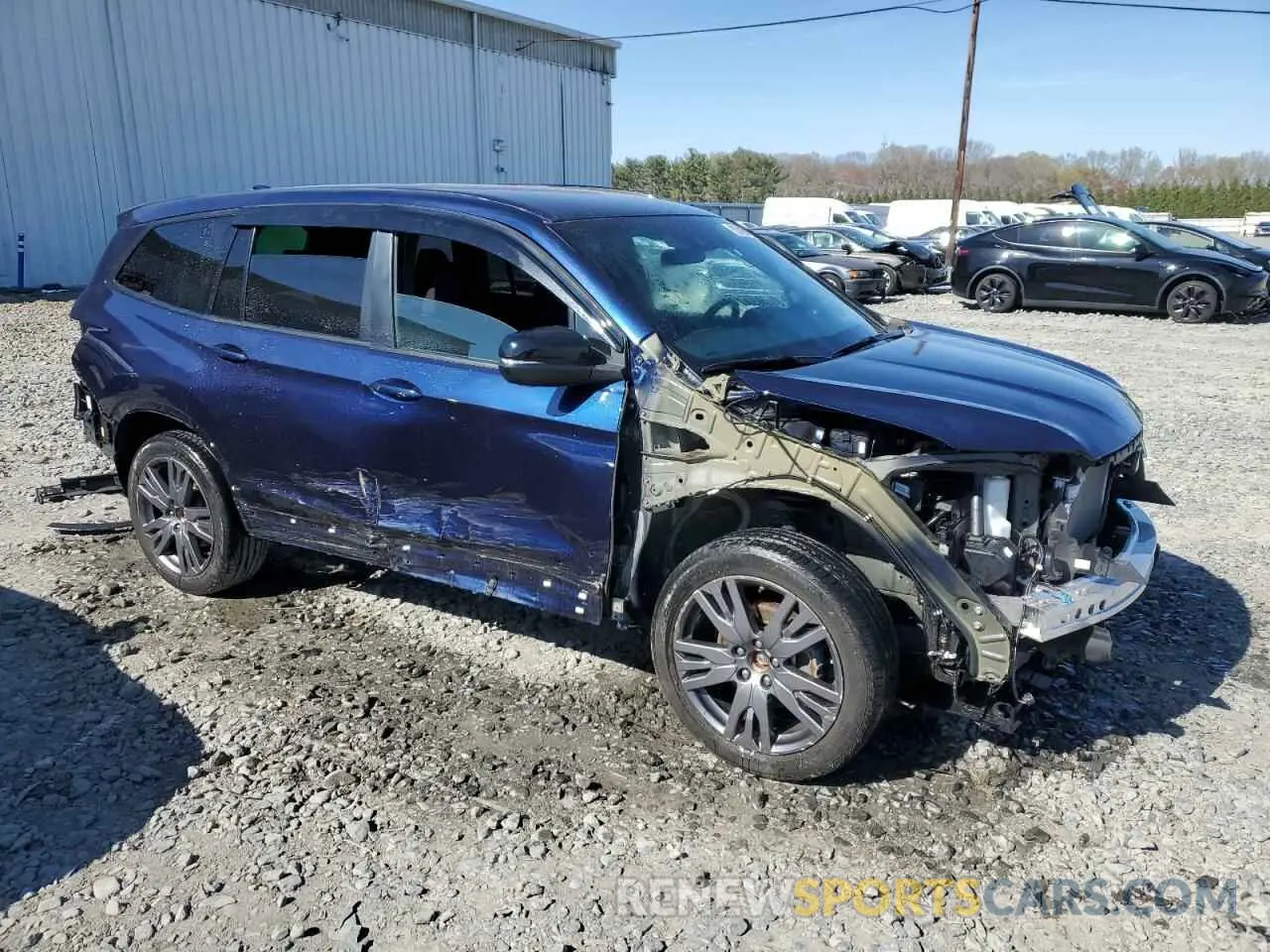 4 Photograph of a damaged car 5FNYF6H38NB075315 HONDA PILOT 2022