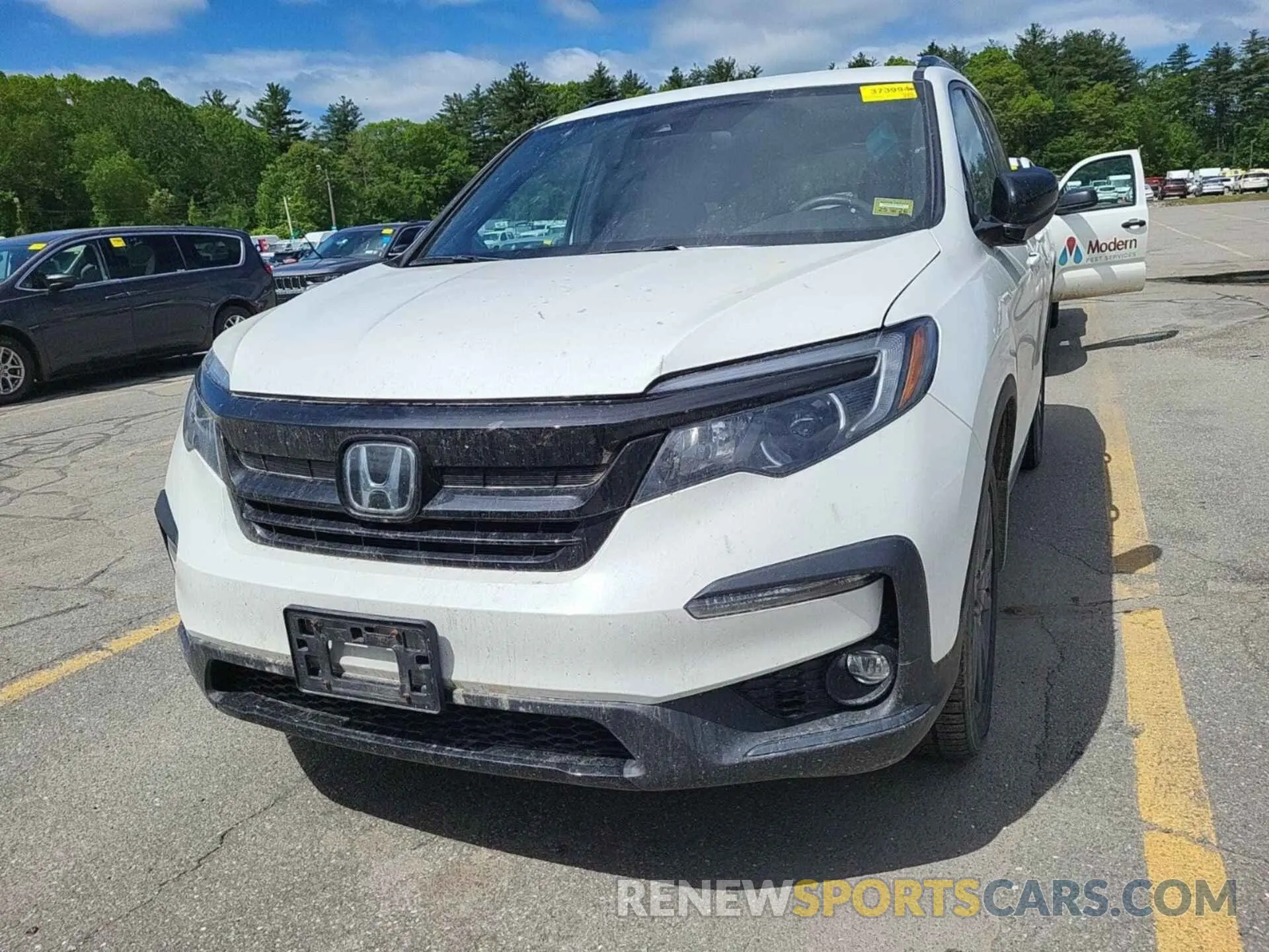 27 Photograph of a damaged car 5FNYF6H38NB082894 HONDA PILOT 2022