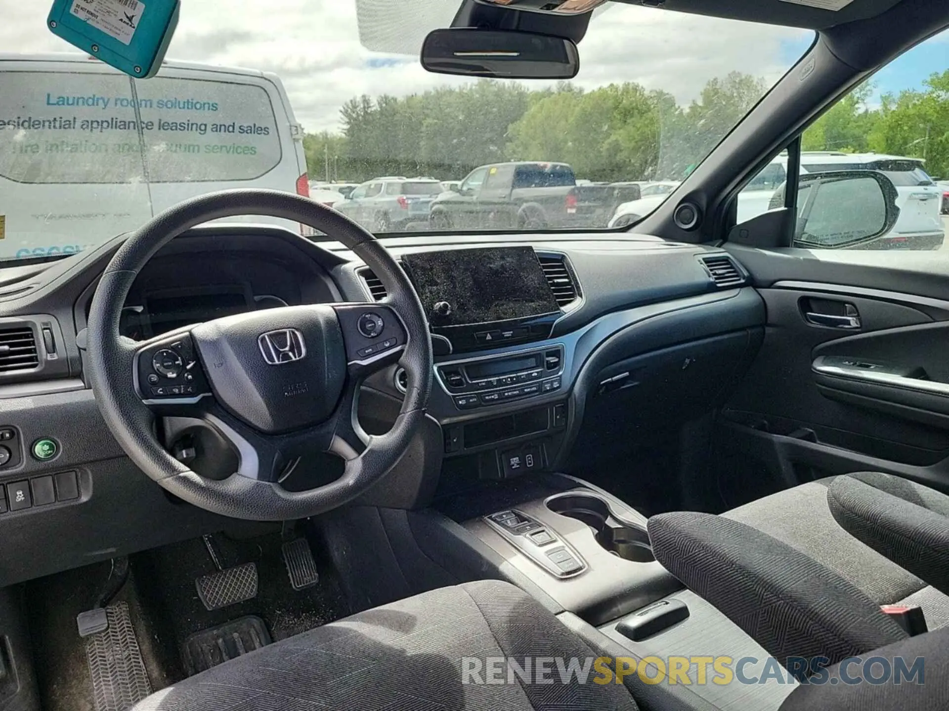 6 Photograph of a damaged car 5FNYF6H38NB082894 HONDA PILOT 2022