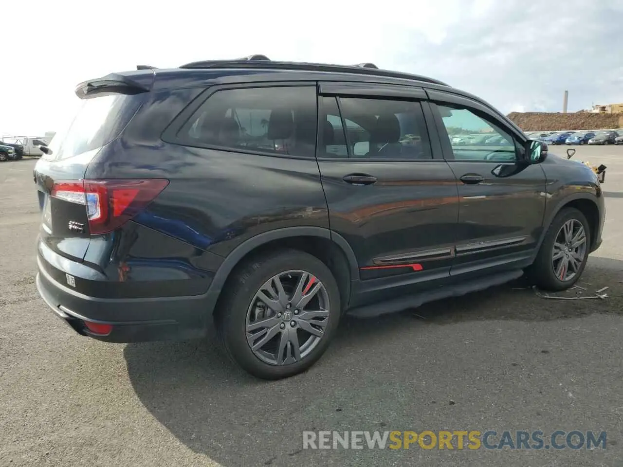 3 Photograph of a damaged car 5FNYF6H39NB068079 HONDA PILOT 2022