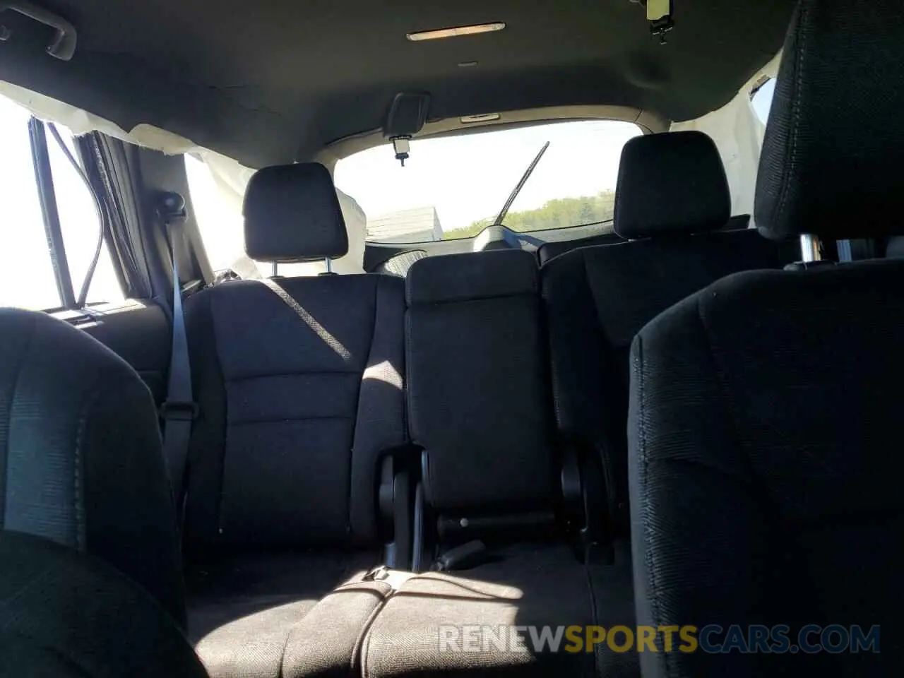 10 Photograph of a damaged car 5FNYF6H39NB074609 HONDA PILOT 2022