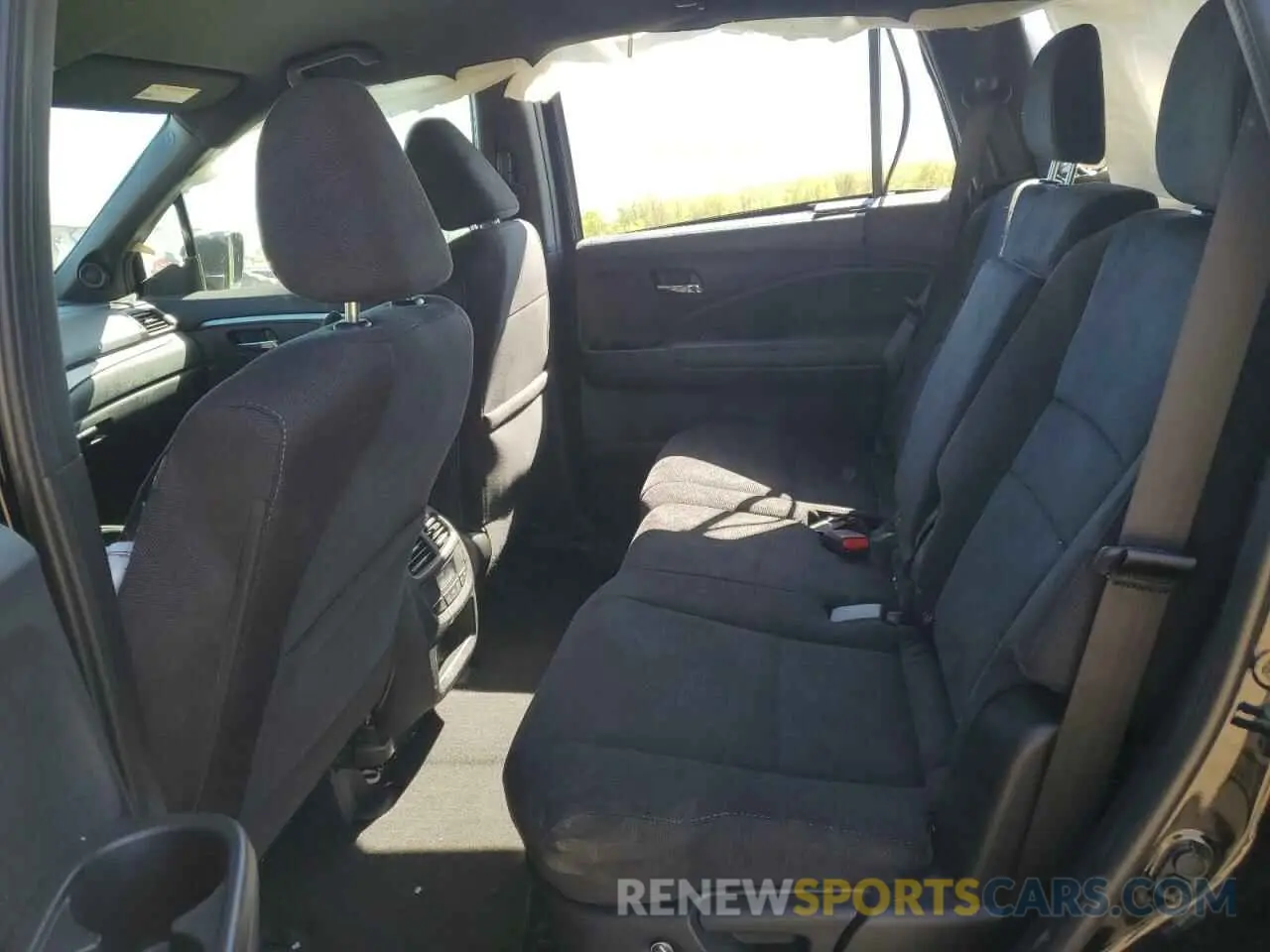 11 Photograph of a damaged car 5FNYF6H39NB074609 HONDA PILOT 2022