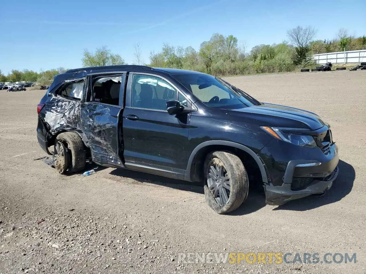 4 Photograph of a damaged car 5FNYF6H39NB074609 HONDA PILOT 2022
