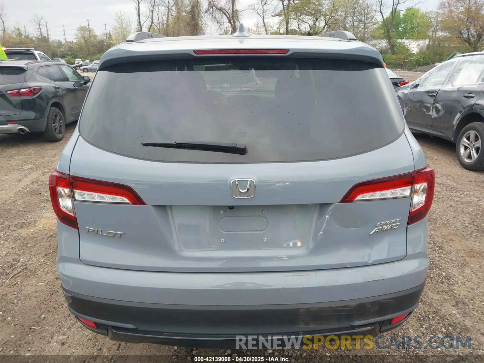 15 Photograph of a damaged car 5FNYF6H39NB085805 HONDA PILOT 2022