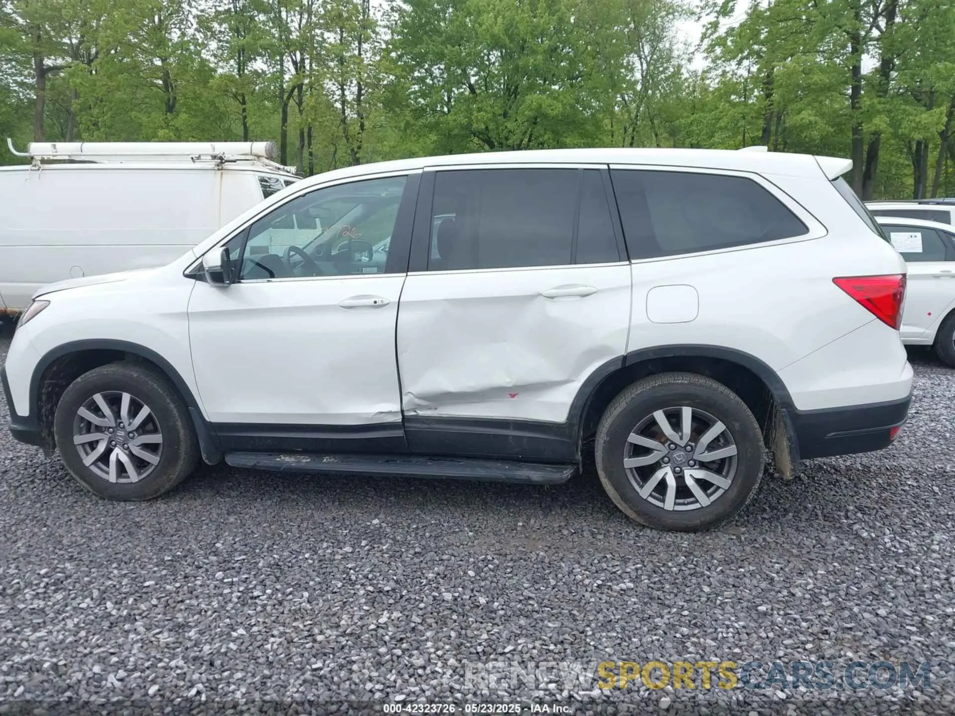 14 Photograph of a damaged car 5FNYF6H50NB036994 HONDA PILOT 2022