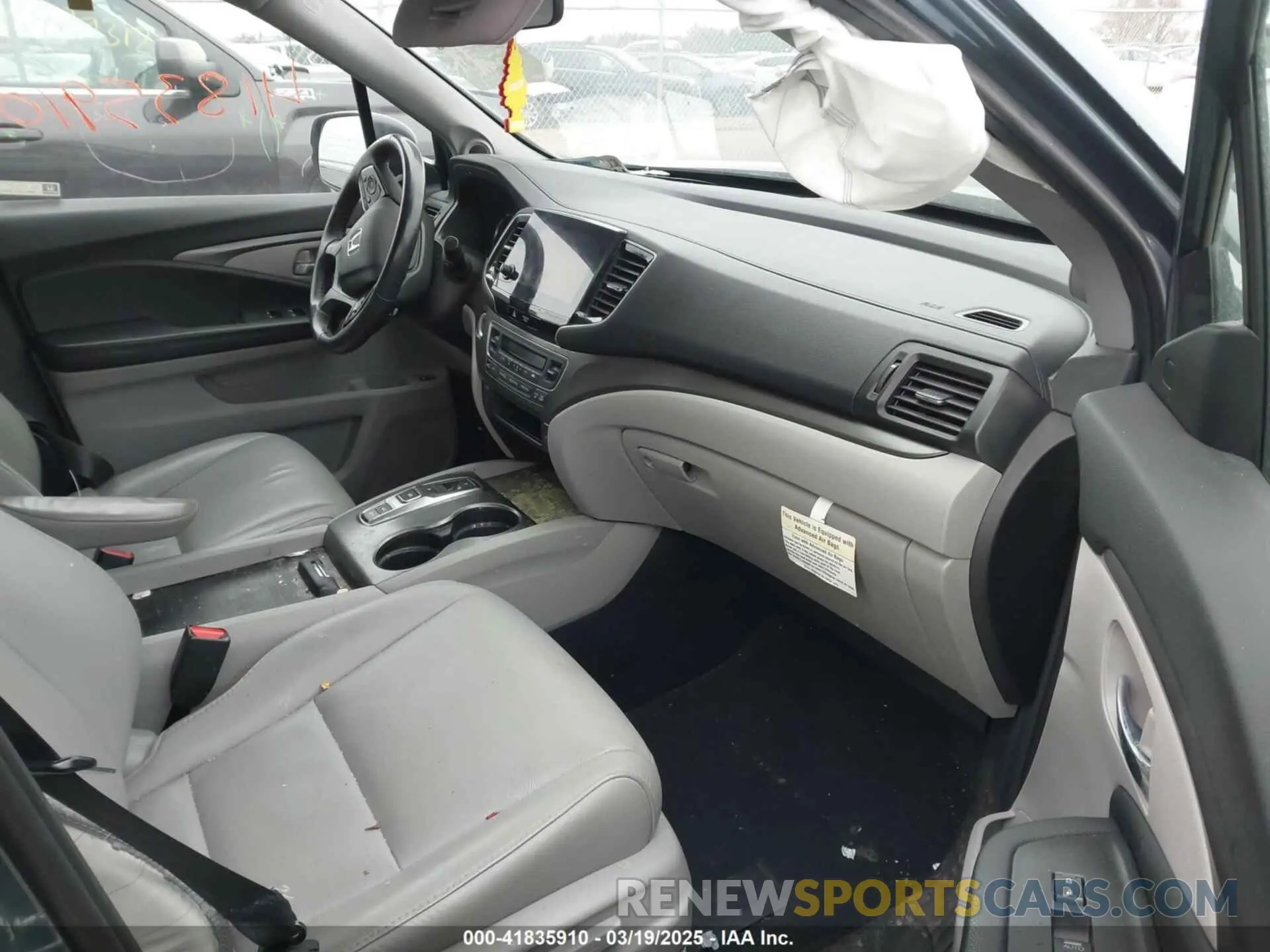 5 Photograph of a damaged car 5FNYF6H51NB018567 HONDA PILOT 2022