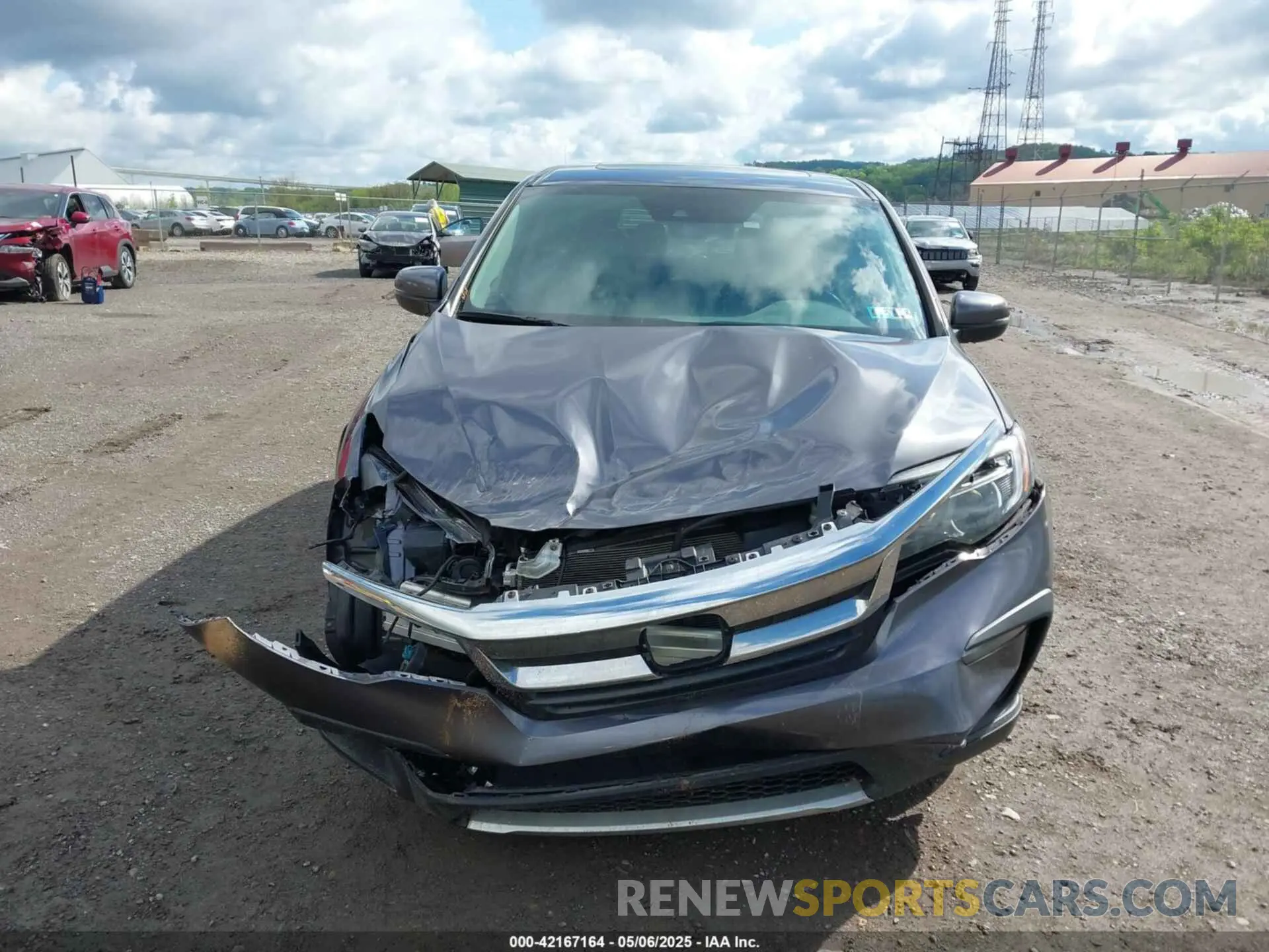 12 Photograph of a damaged car 5FNYF6H51NB036552 HONDA PILOT 2022