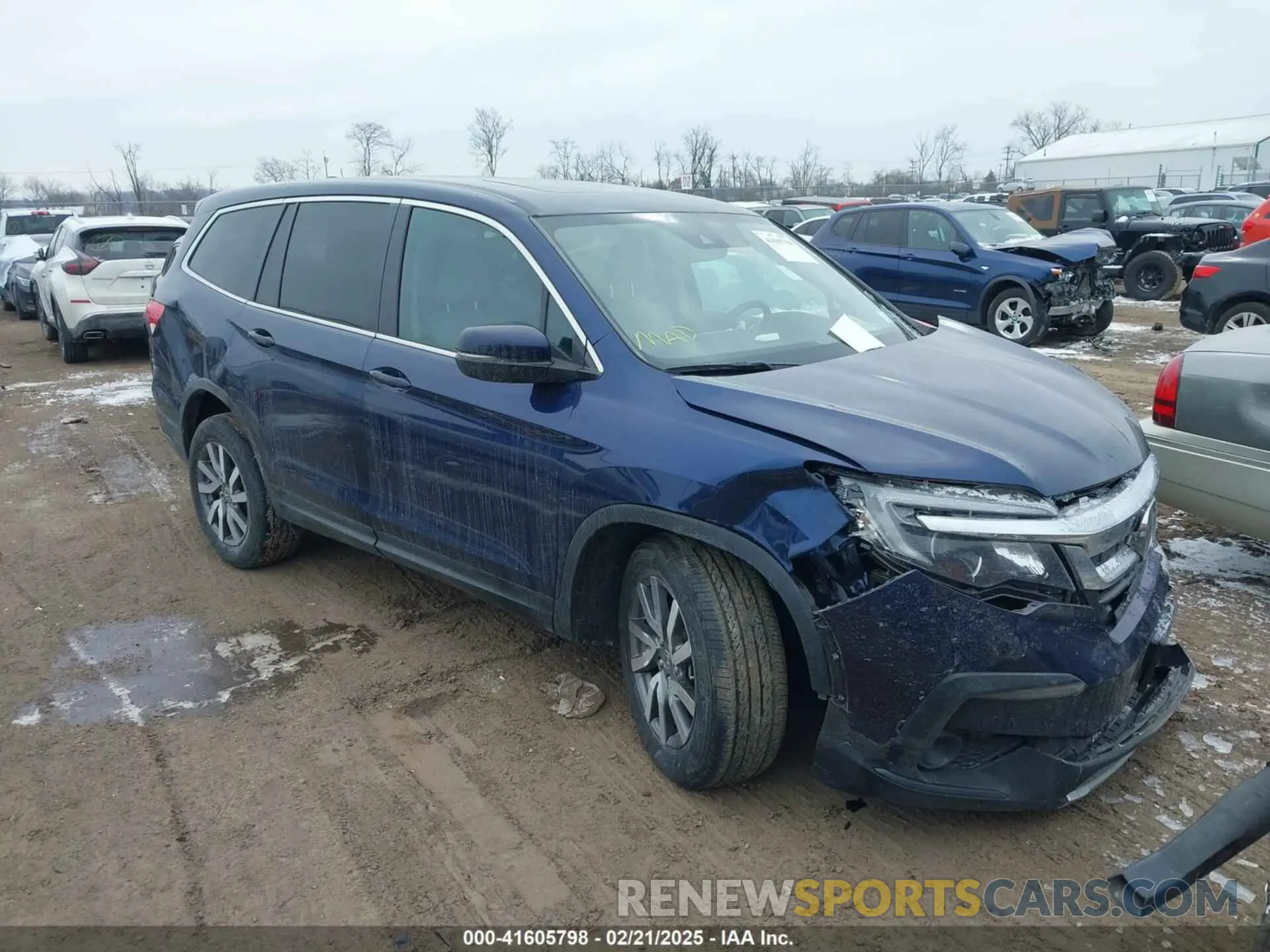 1 Photograph of a damaged car 5FNYF6H53NB010082 HONDA PILOT 2022