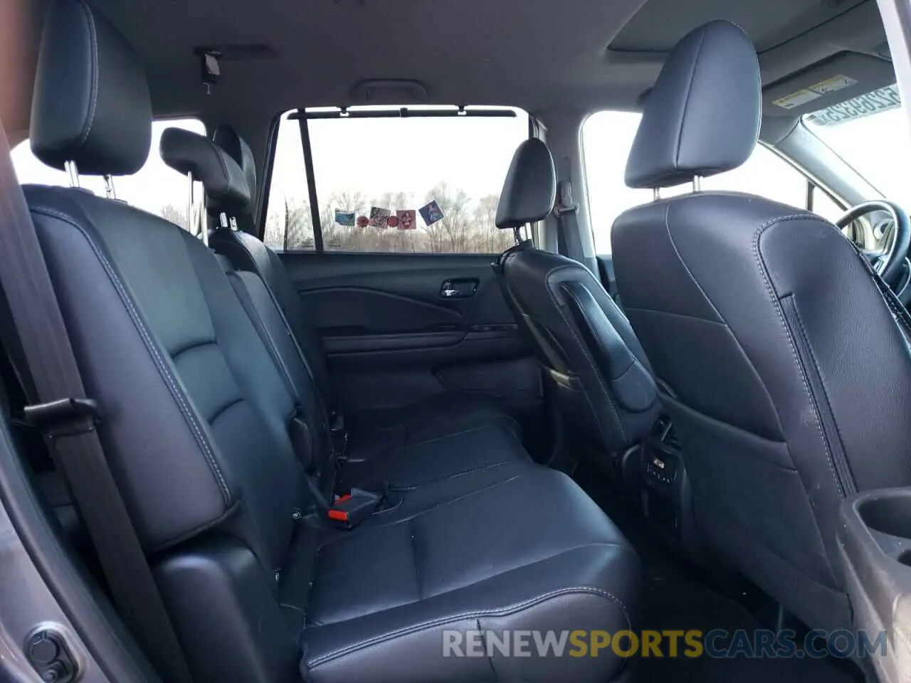 12 Photograph of a damaged car 5FNYF6H55NB023156 HONDA PILOT 2022