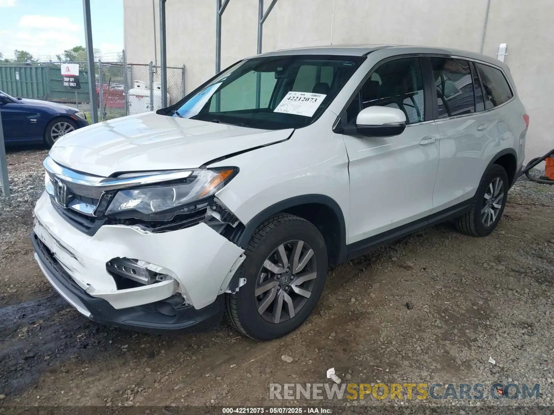 2 Photograph of a damaged car 5FNYF6H59NB019885 HONDA PILOT 2022