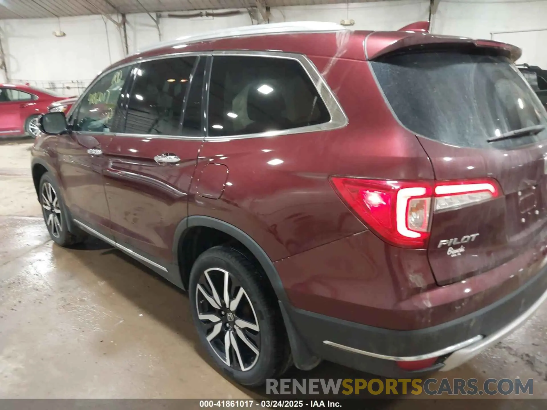 3 Photograph of a damaged car 5FNYF6H61NB045597 HONDA PILOT 2022