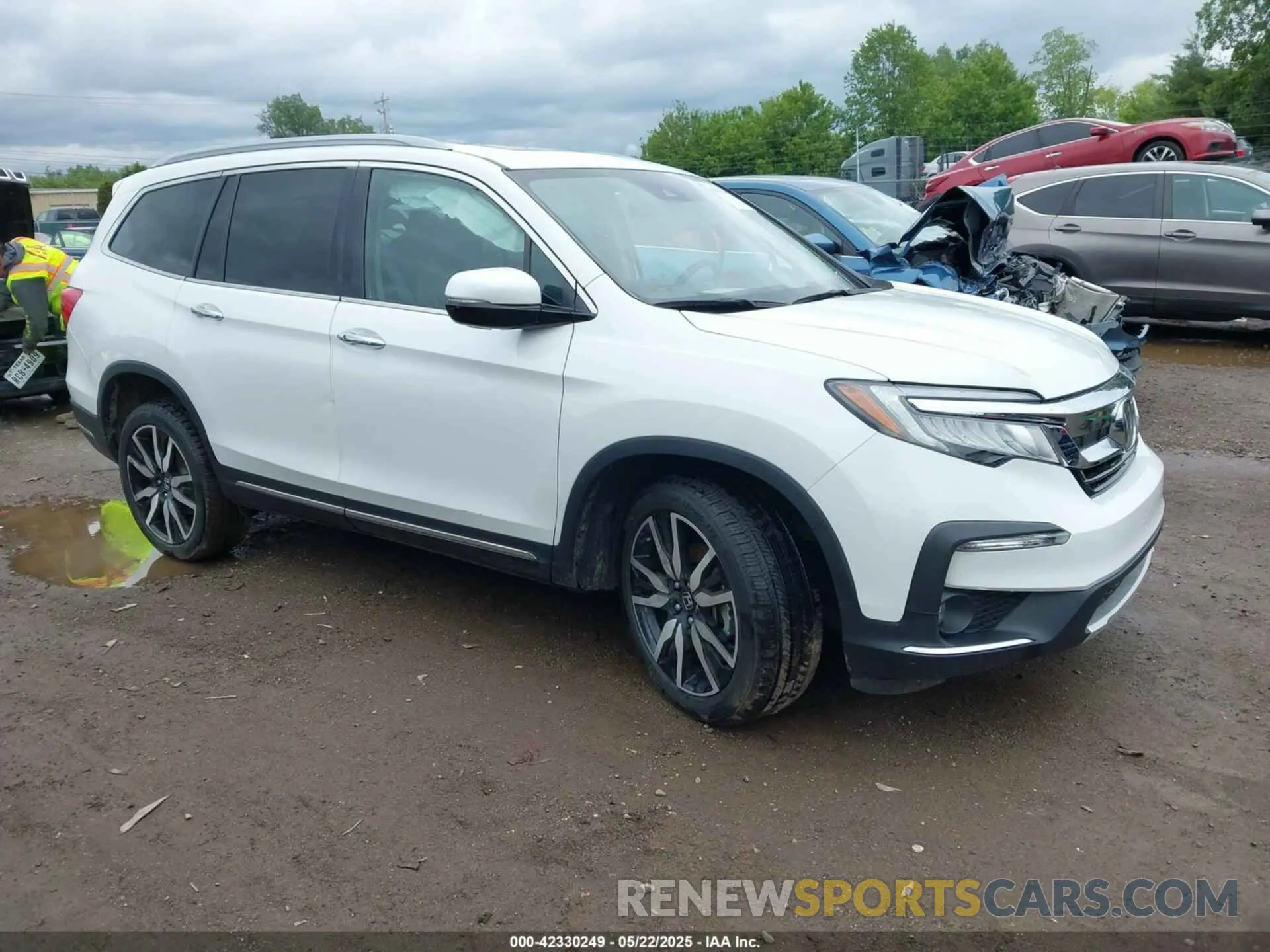 1 Photograph of a damaged car 5FNYF6H63NB086457 HONDA PILOT 2022