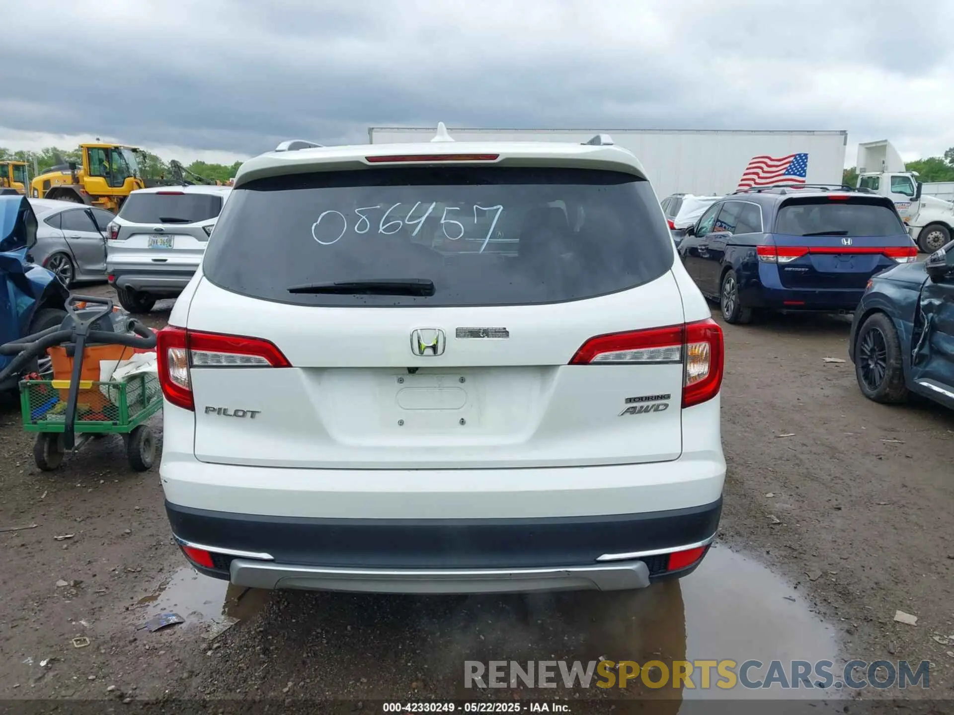 16 Photograph of a damaged car 5FNYF6H63NB086457 HONDA PILOT 2022