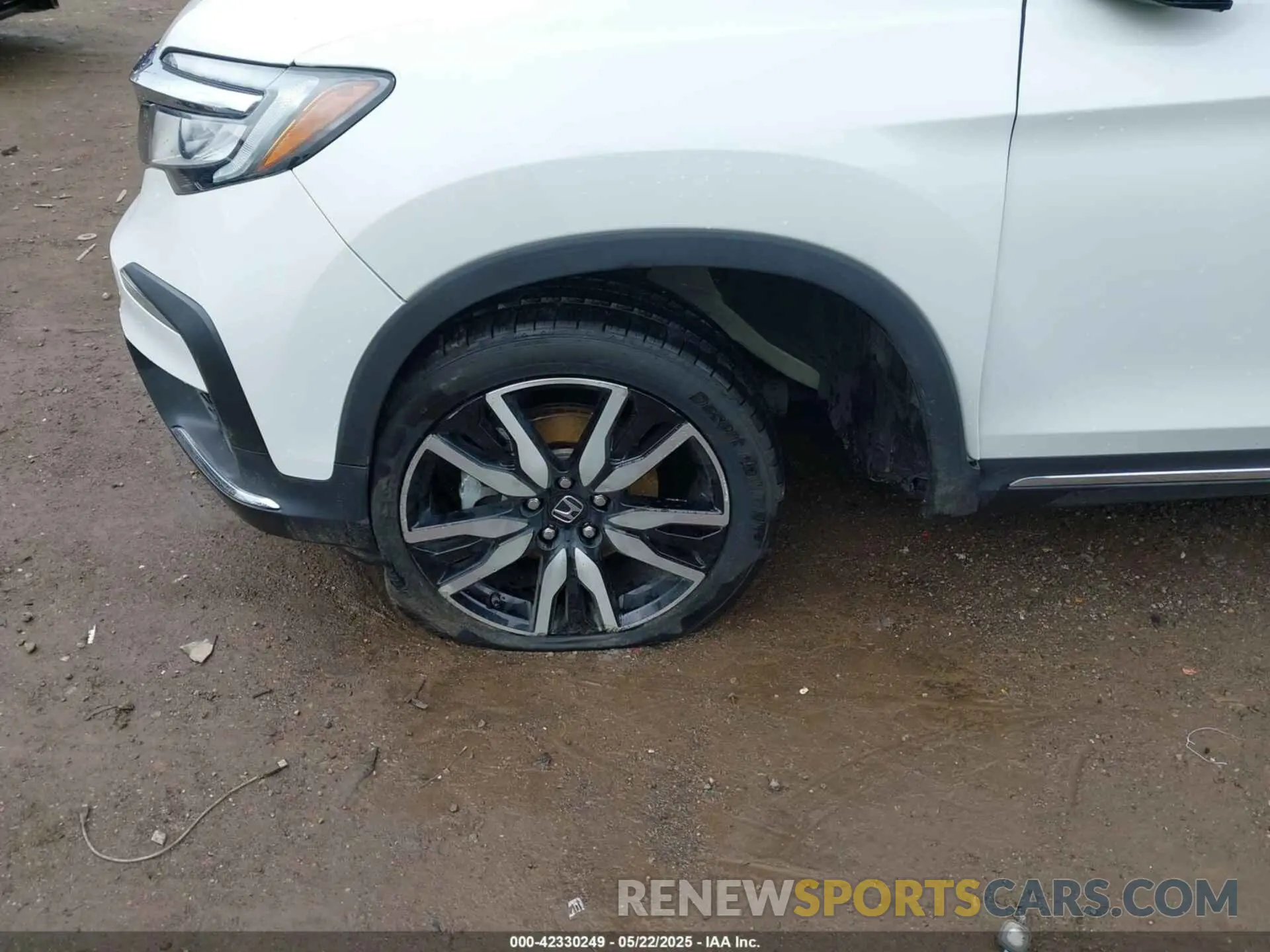 6 Photograph of a damaged car 5FNYF6H63NB086457 HONDA PILOT 2022