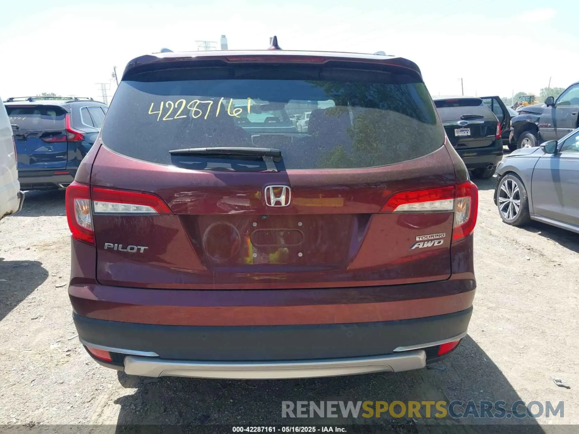 16 Photograph of a damaged car 5FNYF6H64NB072258 HONDA PILOT 2022