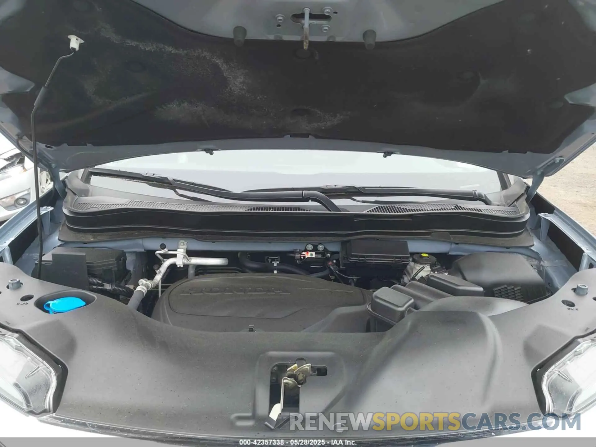 10 Photograph of a damaged car 5FNYF6H68NB056077 HONDA PILOT 2022