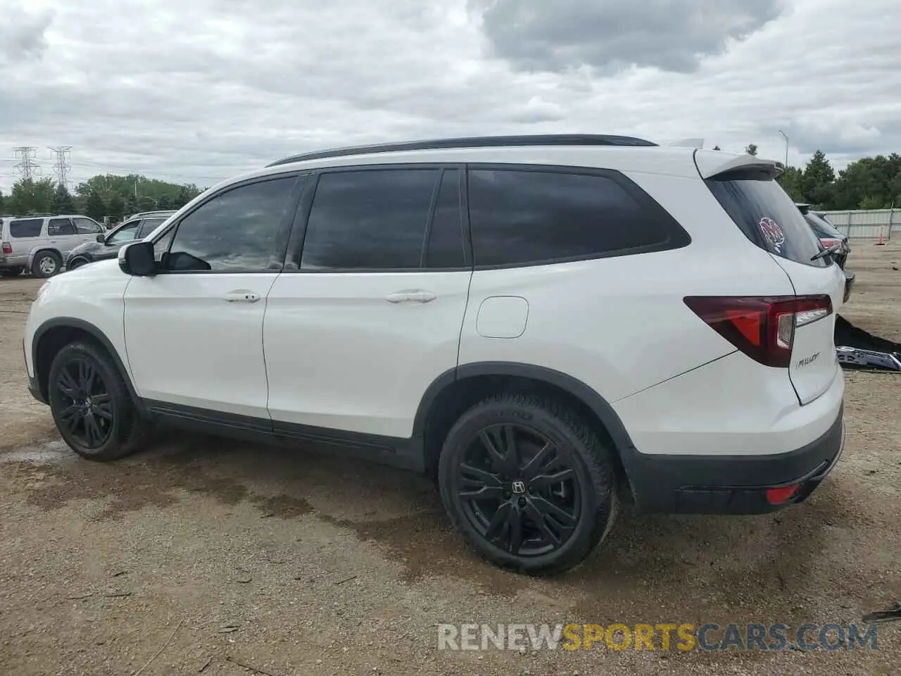 2 Photograph of a damaged car 5FNYF6H75NB025300 HONDA PILOT 2022