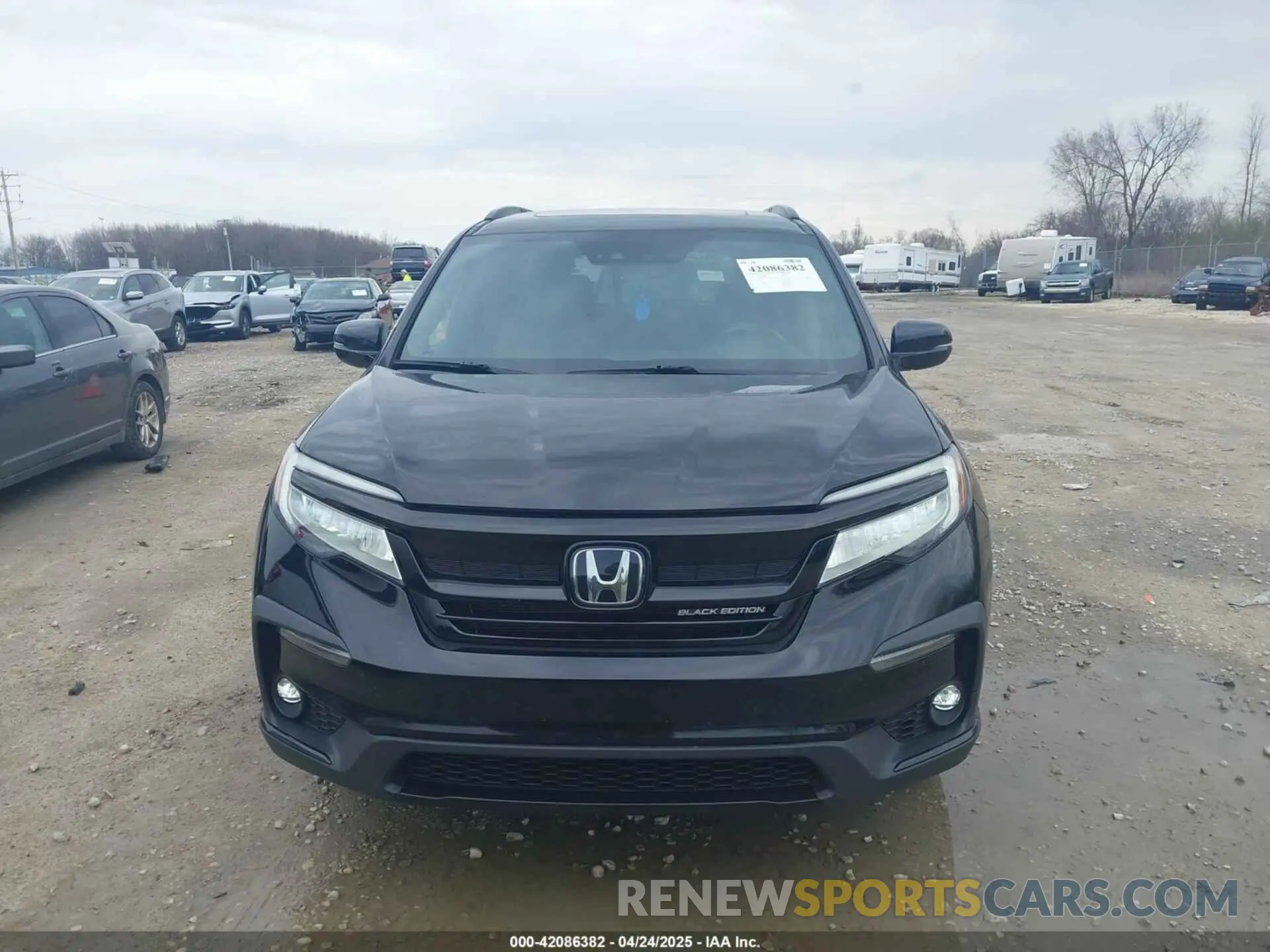 12 Photograph of a damaged car 5FNYF6H79NB004191 HONDA PILOT 2022