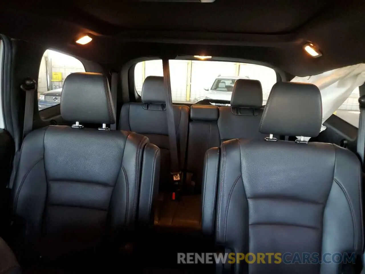 10 Photograph of a damaged car 5FNYF6H79NB058316 HONDA PILOT 2022