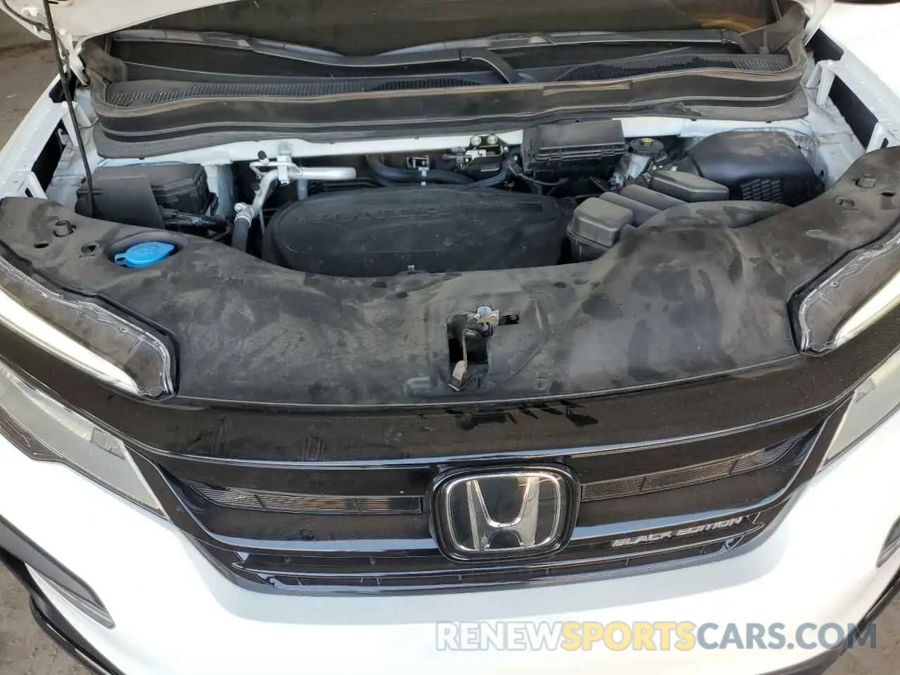 13 Photograph of a damaged car 5FNYF6H79NB058316 HONDA PILOT 2022