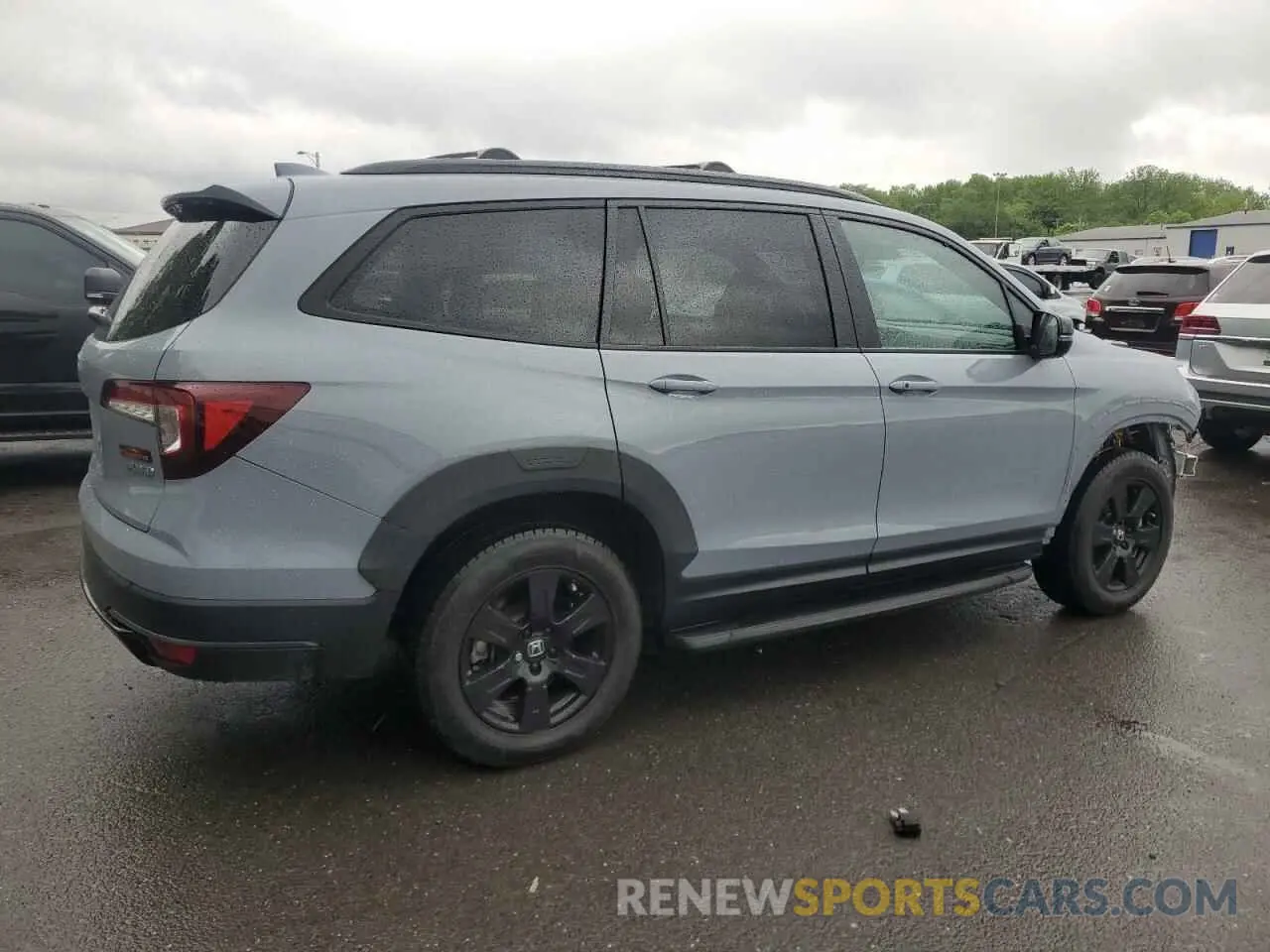 3 Photograph of a damaged car 5FNYF6H81NB020409 HONDA PILOT 2022