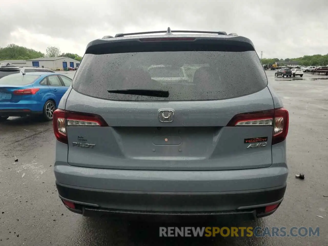 6 Photograph of a damaged car 5FNYF6H81NB020409 HONDA PILOT 2022