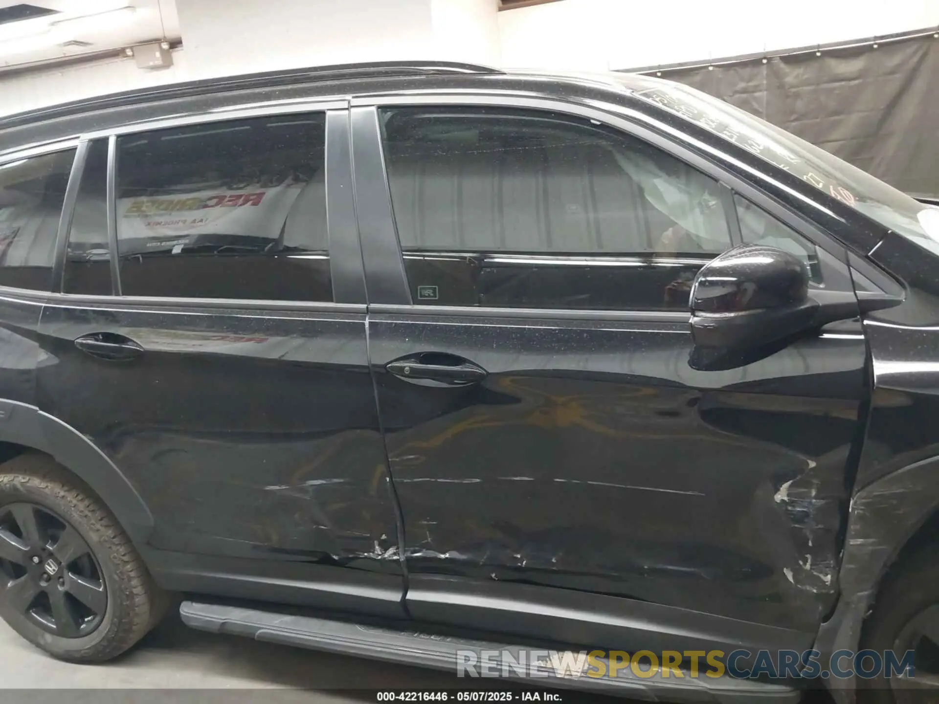 13 Photograph of a damaged car 5FNYF6H81NB062109 HONDA PILOT 2022
