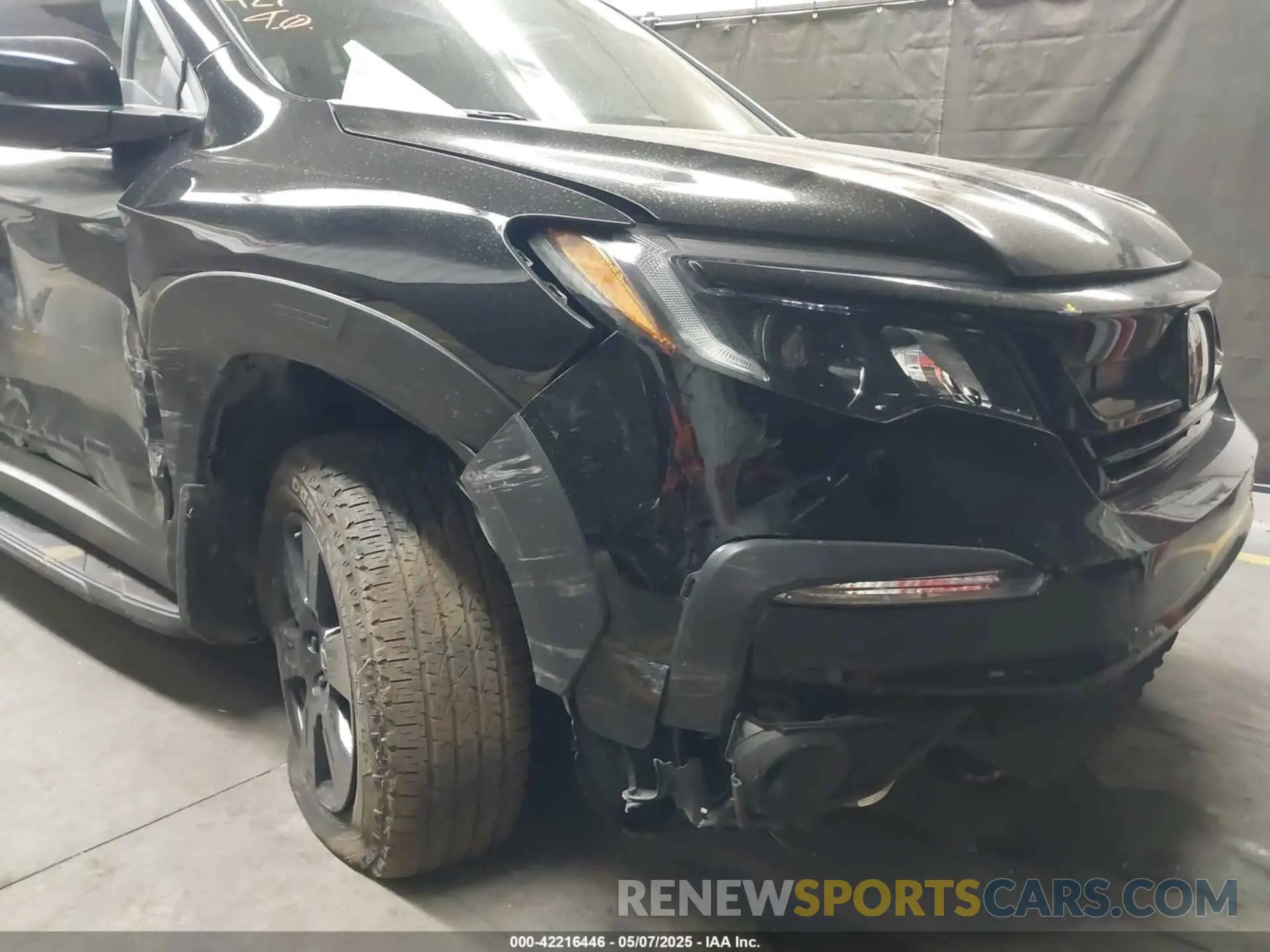 6 Photograph of a damaged car 5FNYF6H81NB062109 HONDA PILOT 2022