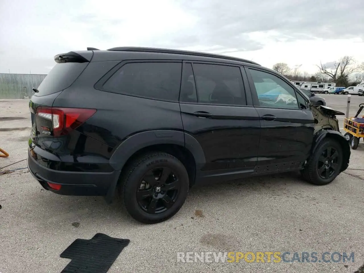 3 Photograph of a damaged car 5FNYF6H82NB031466 HONDA PILOT 2022