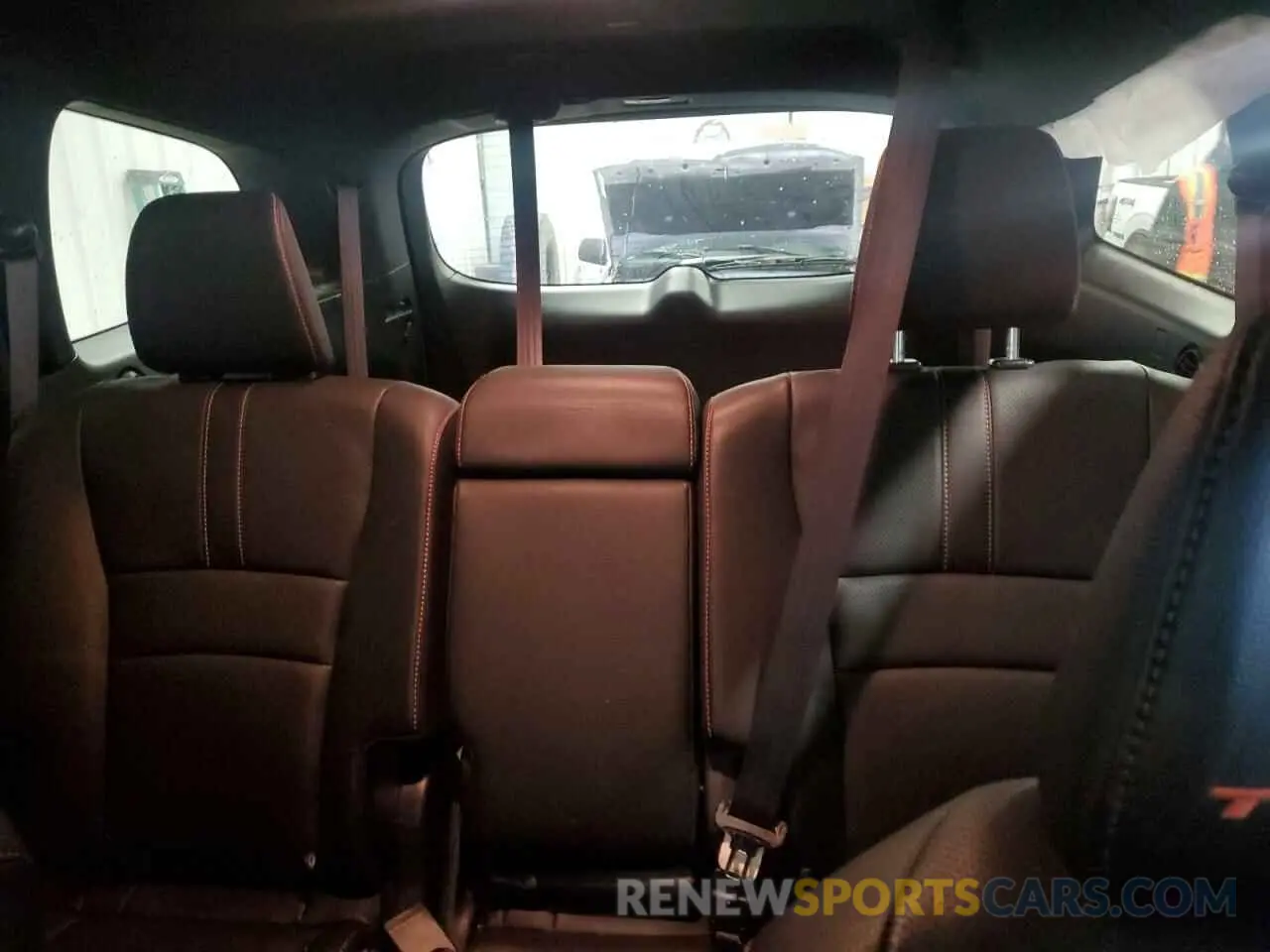 10 Photograph of a damaged car 5FNYF6H84NB051623 HONDA PILOT 2022
