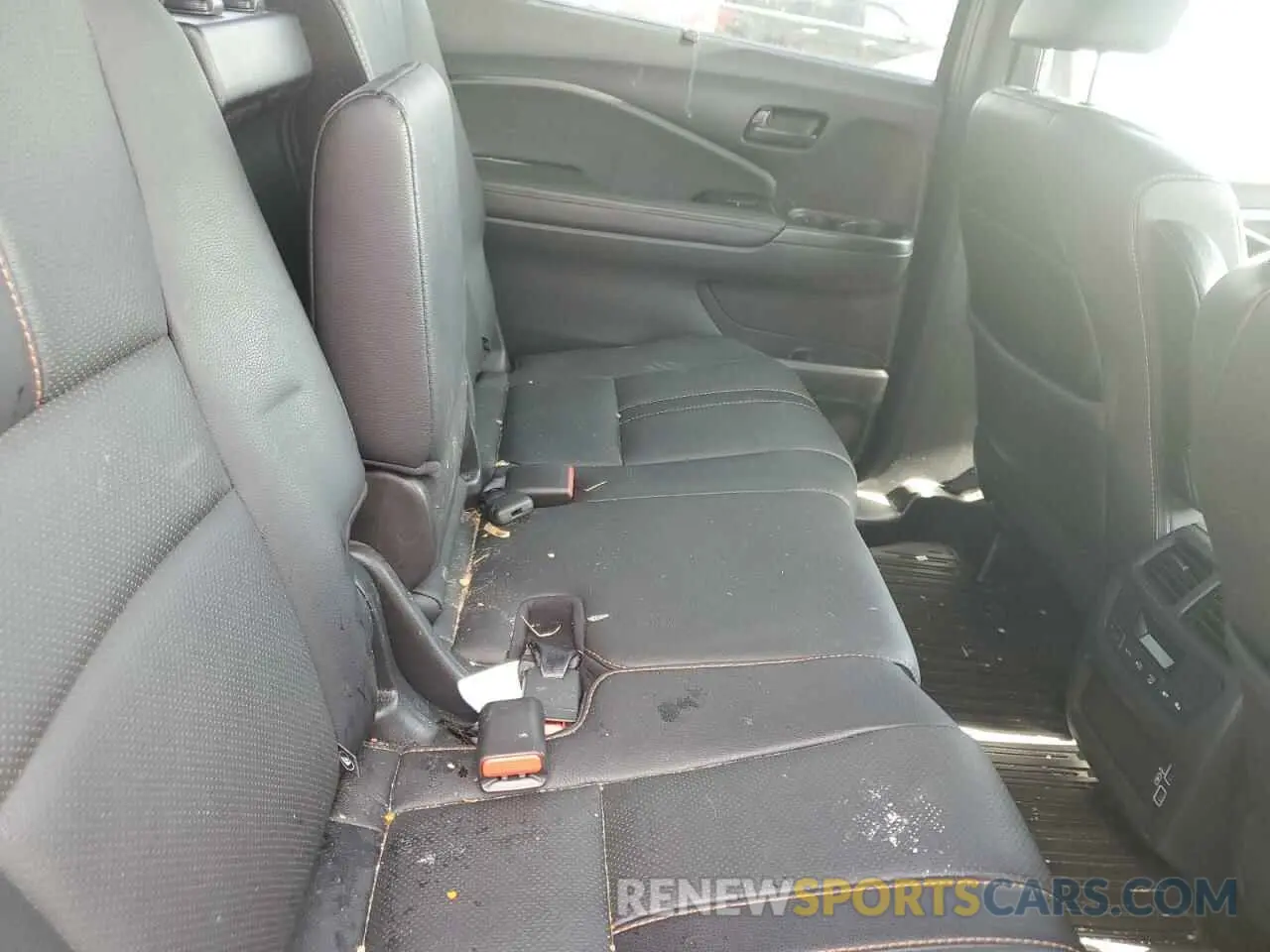 10 Photograph of a damaged car 5FNYF6H8XNB055353 HONDA PILOT 2022