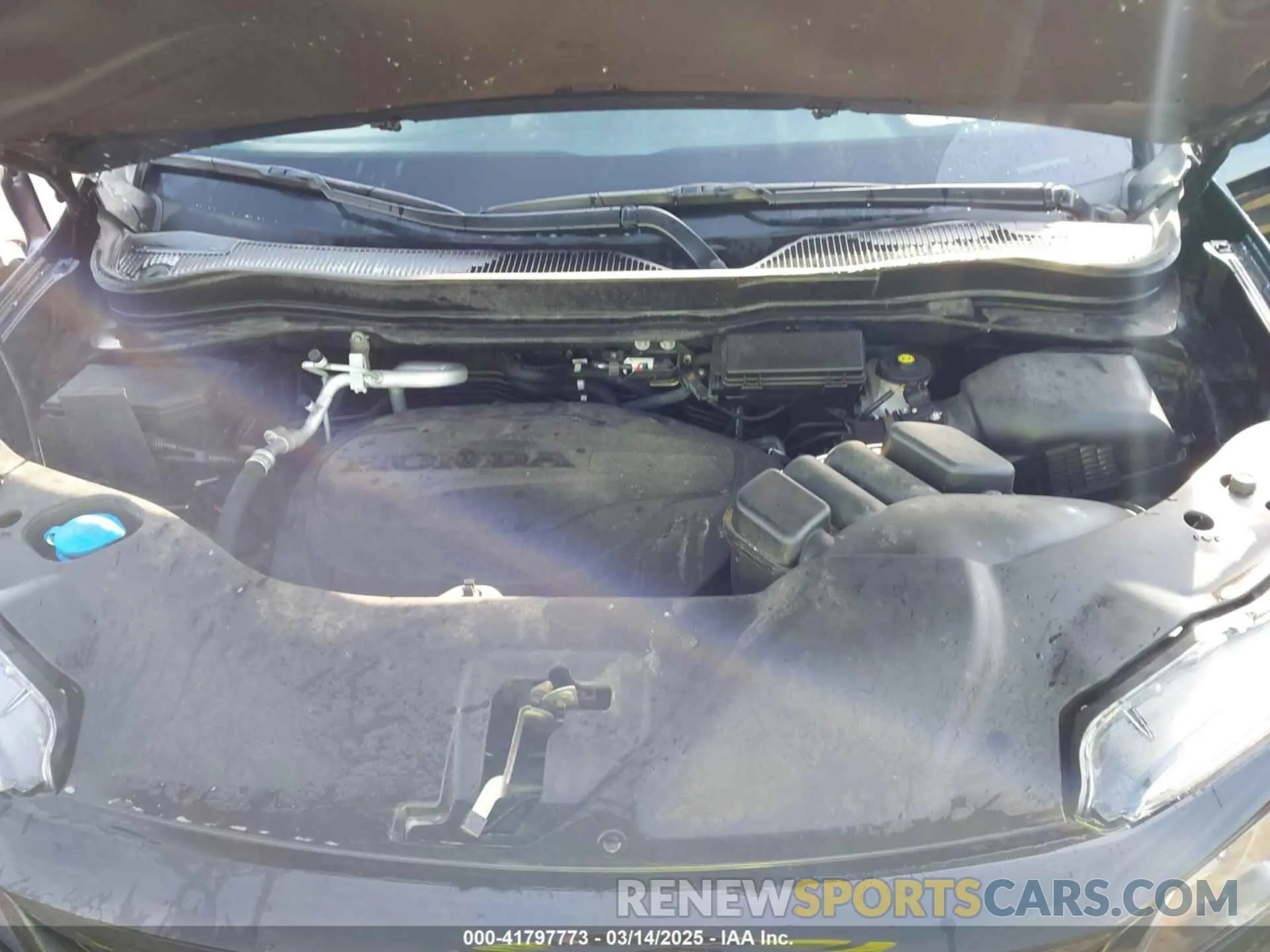 10 Photograph of a damaged car 5FNYF6H8XNB085971 HONDA PILOT 2022