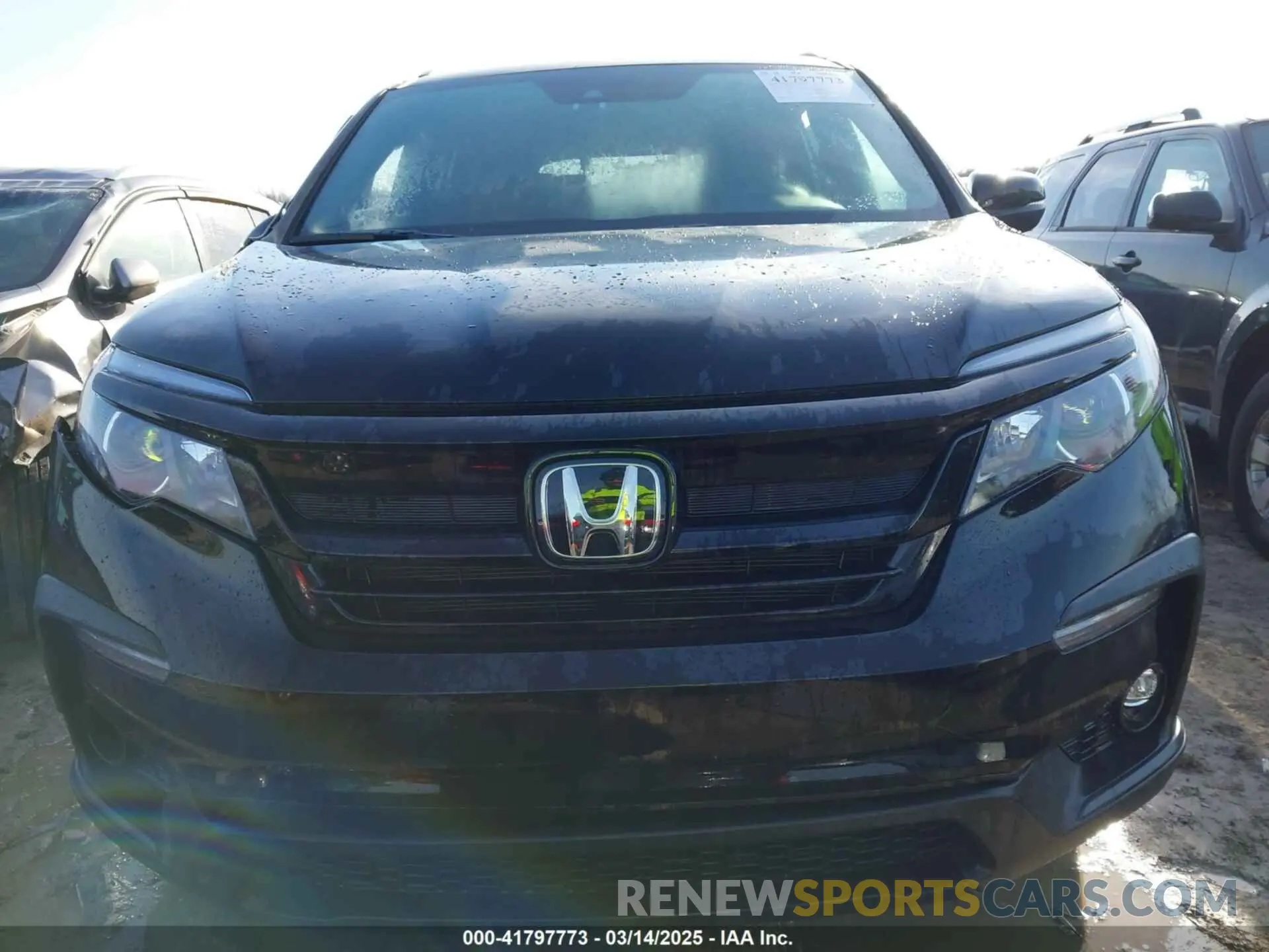 12 Photograph of a damaged car 5FNYF6H8XNB085971 HONDA PILOT 2022