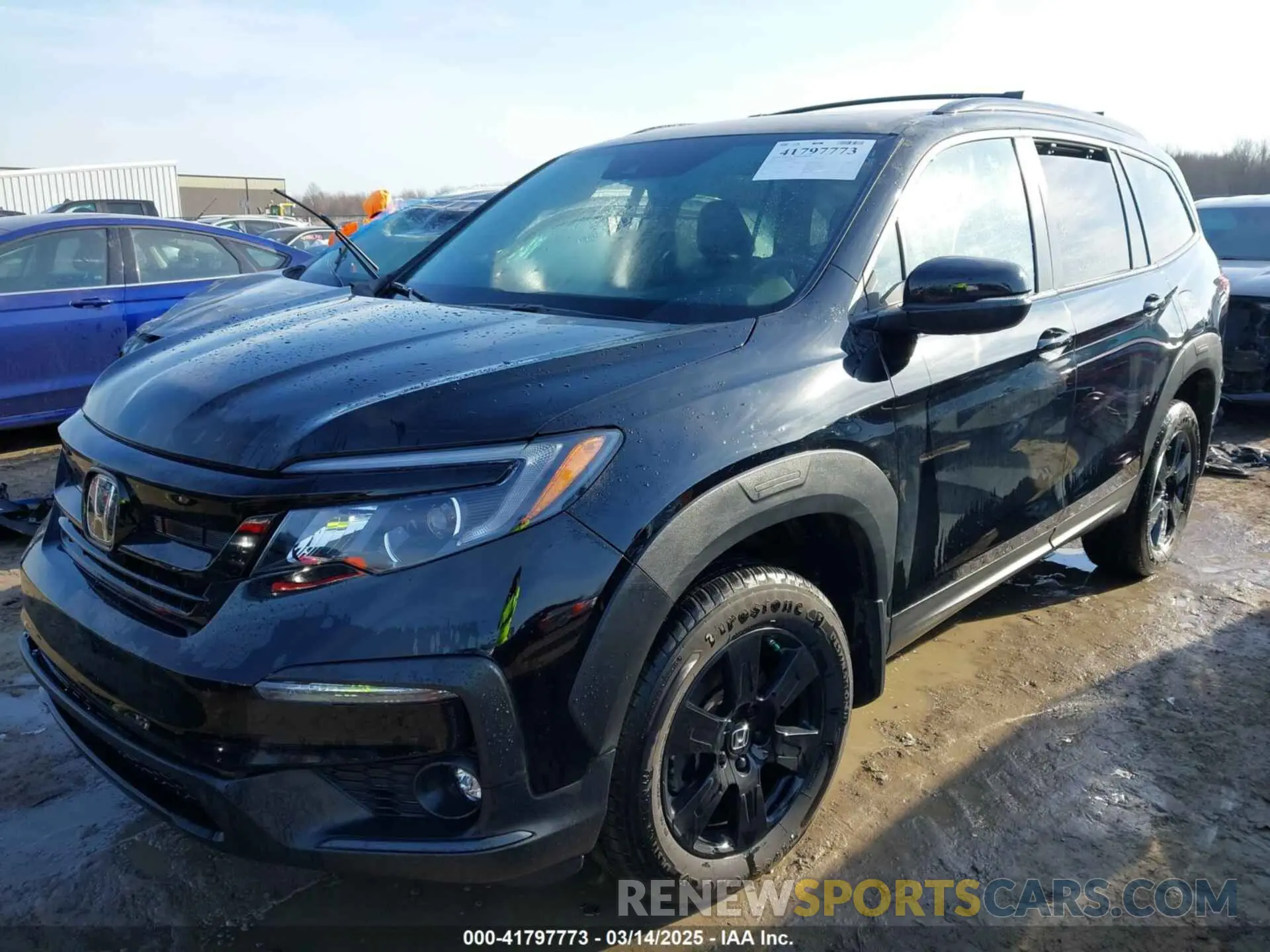 2 Photograph of a damaged car 5FNYF6H8XNB085971 HONDA PILOT 2022