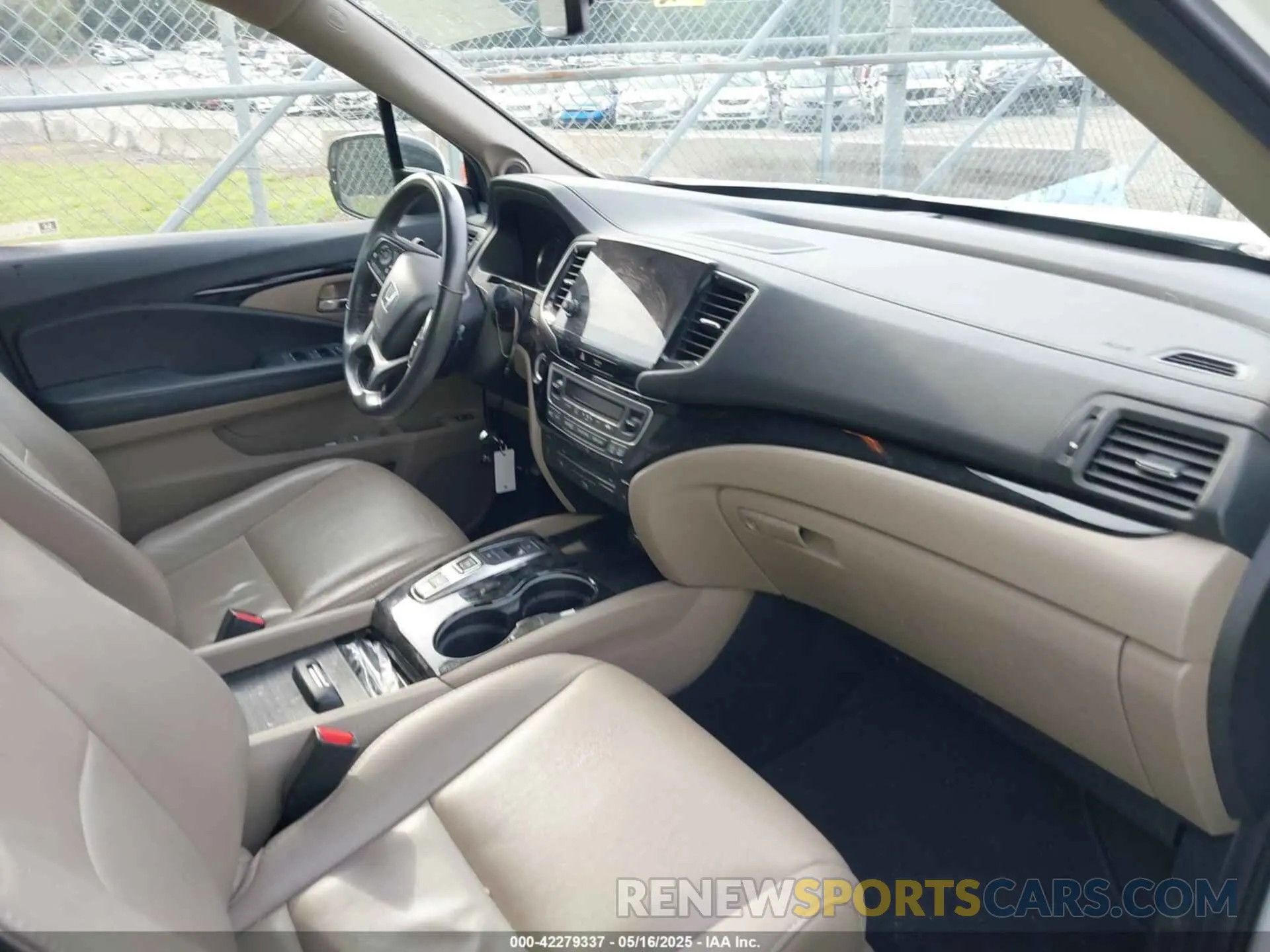 5 Photograph of a damaged car 5FNYF6H9XNB016478 HONDA PILOT 2022