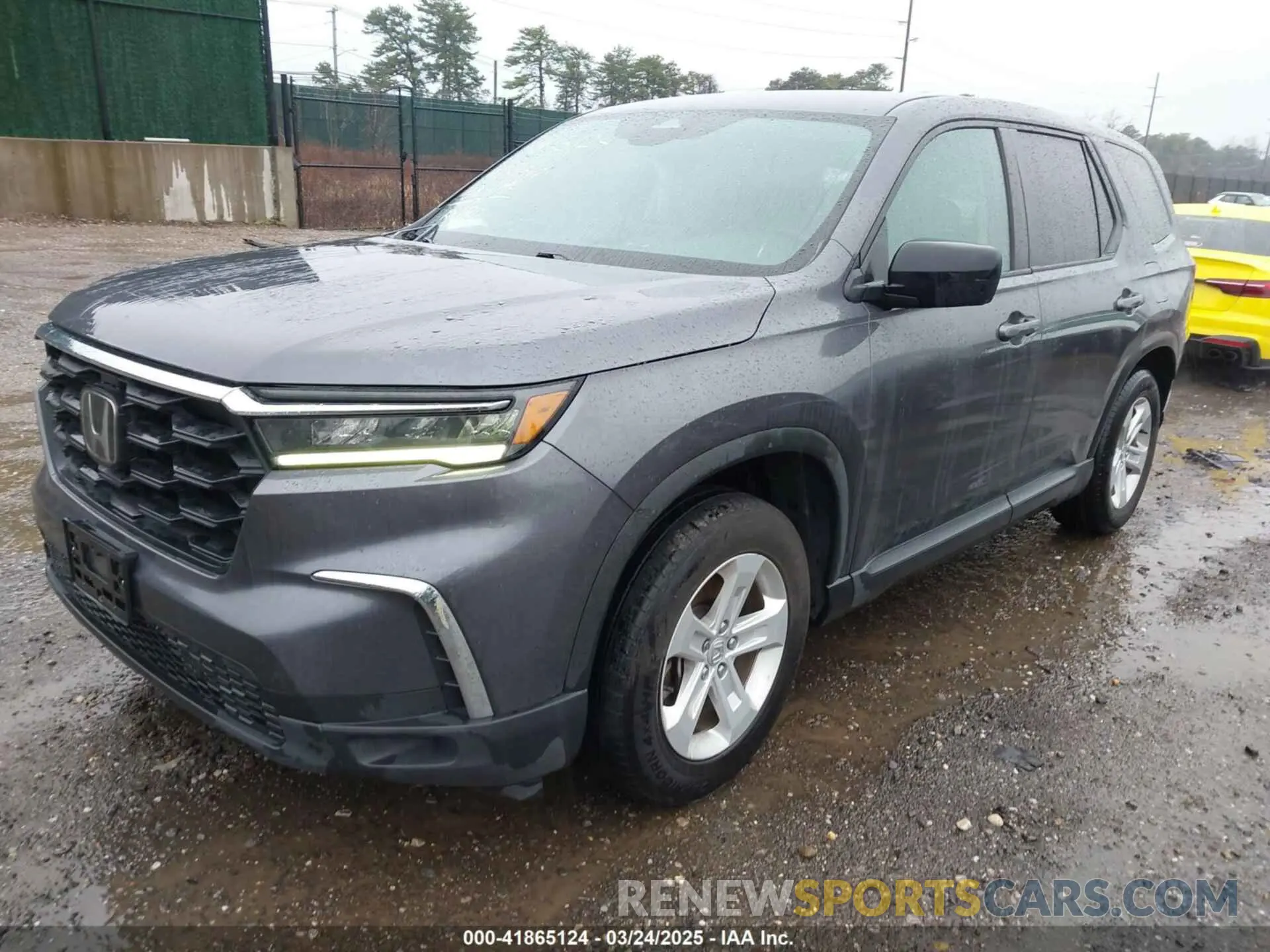 2 Photograph of a damaged car 5FNYG1H21PB020666 HONDA PILOT 2023