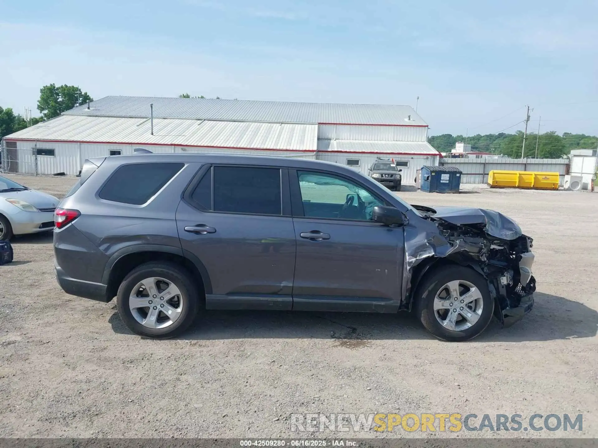 14 Photograph of a damaged car 5FNYG1H24PB034416 HONDA PILOT 2023