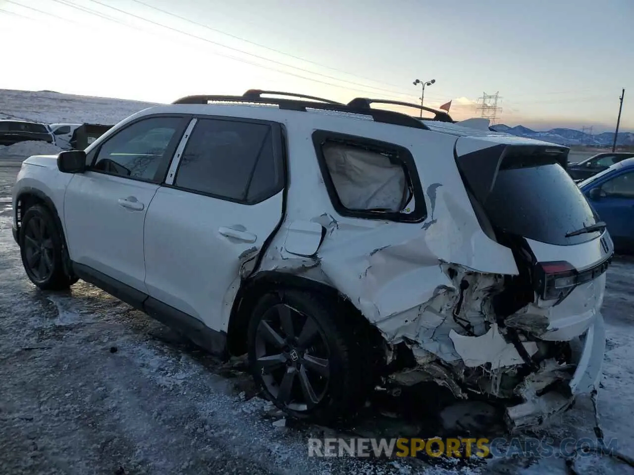 2 Photograph of a damaged car 5FNYG1H30PB001986 HONDA PILOT 2023