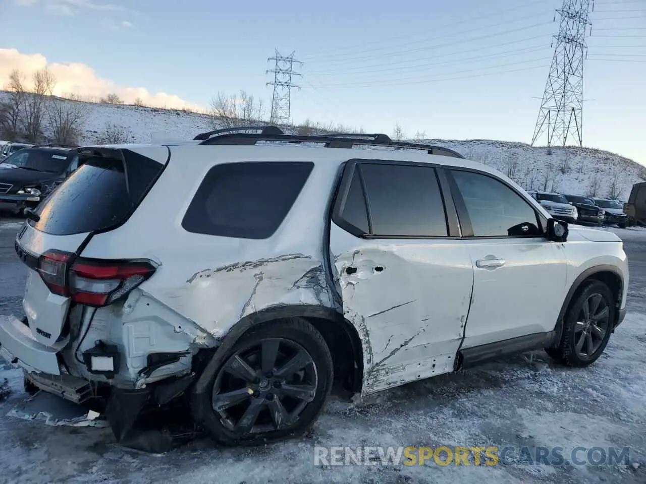 3 Photograph of a damaged car 5FNYG1H30PB001986 HONDA PILOT 2023