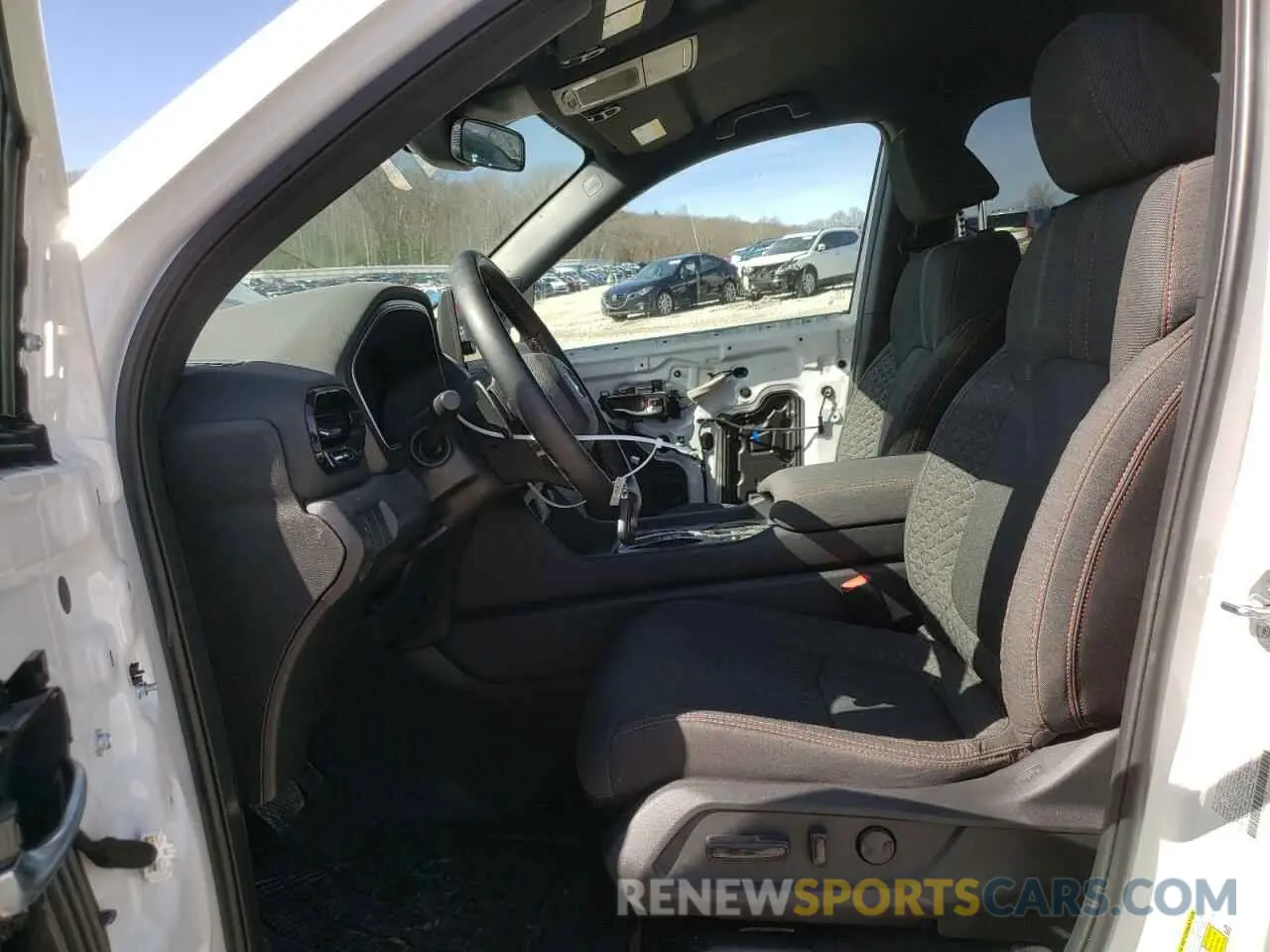 7 Photograph of a damaged car 5FNYG1H31PB048444 HONDA PILOT 2023