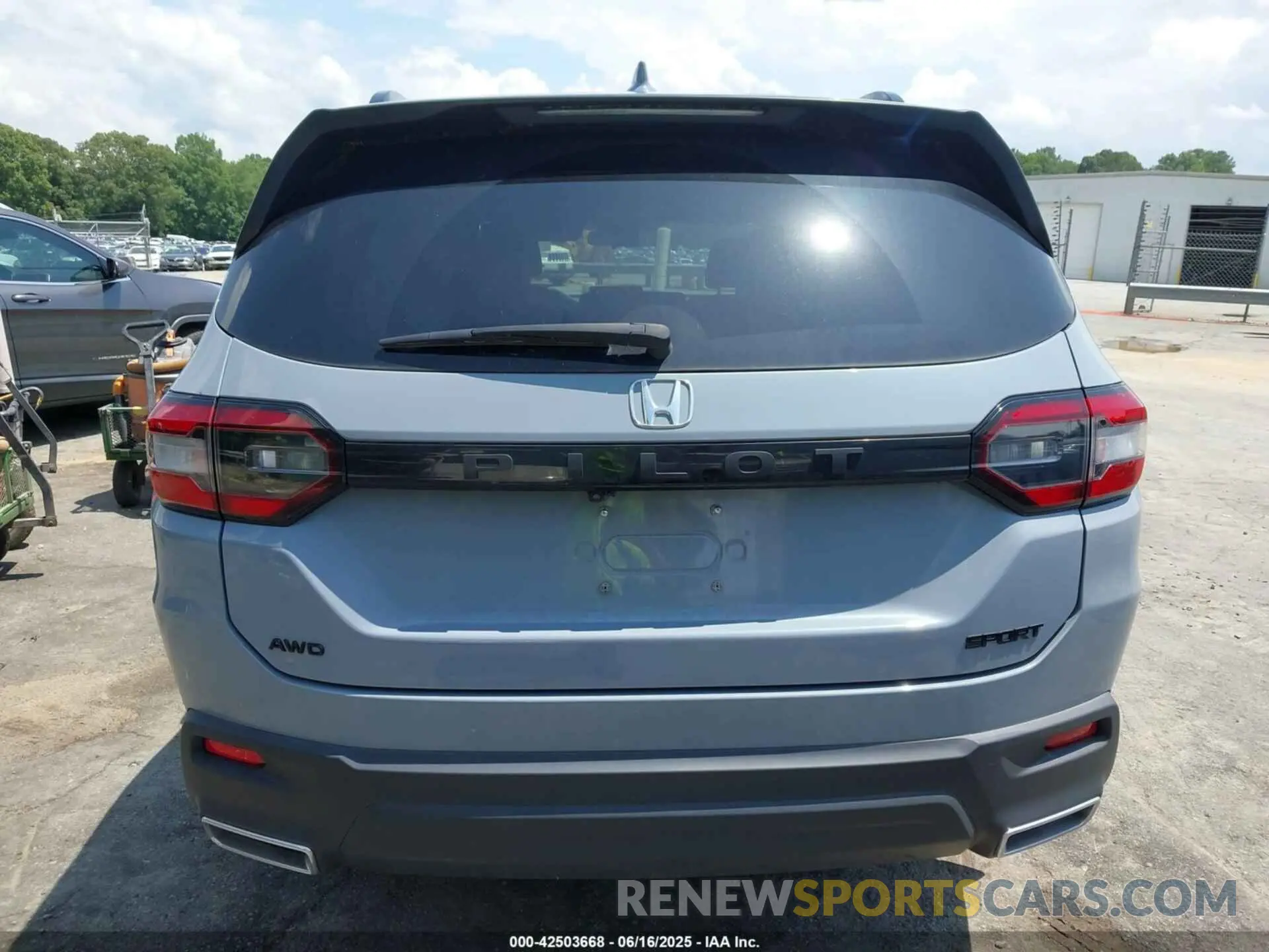 16 Photograph of a damaged car 5FNYG1H31PB052865 HONDA PILOT 2023
