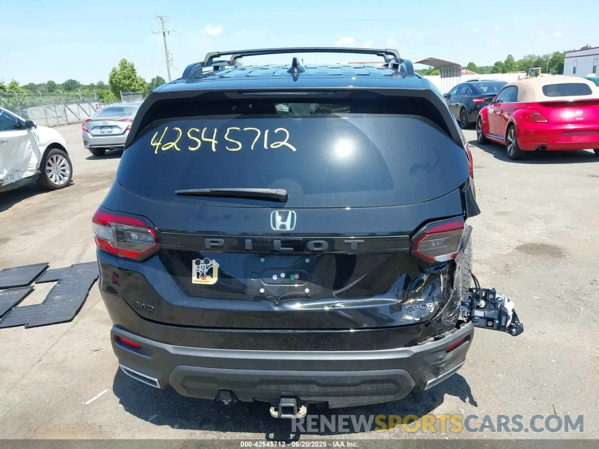 16 Photograph of a damaged car 5FNYG1H36PB024804 HONDA PILOT 2023