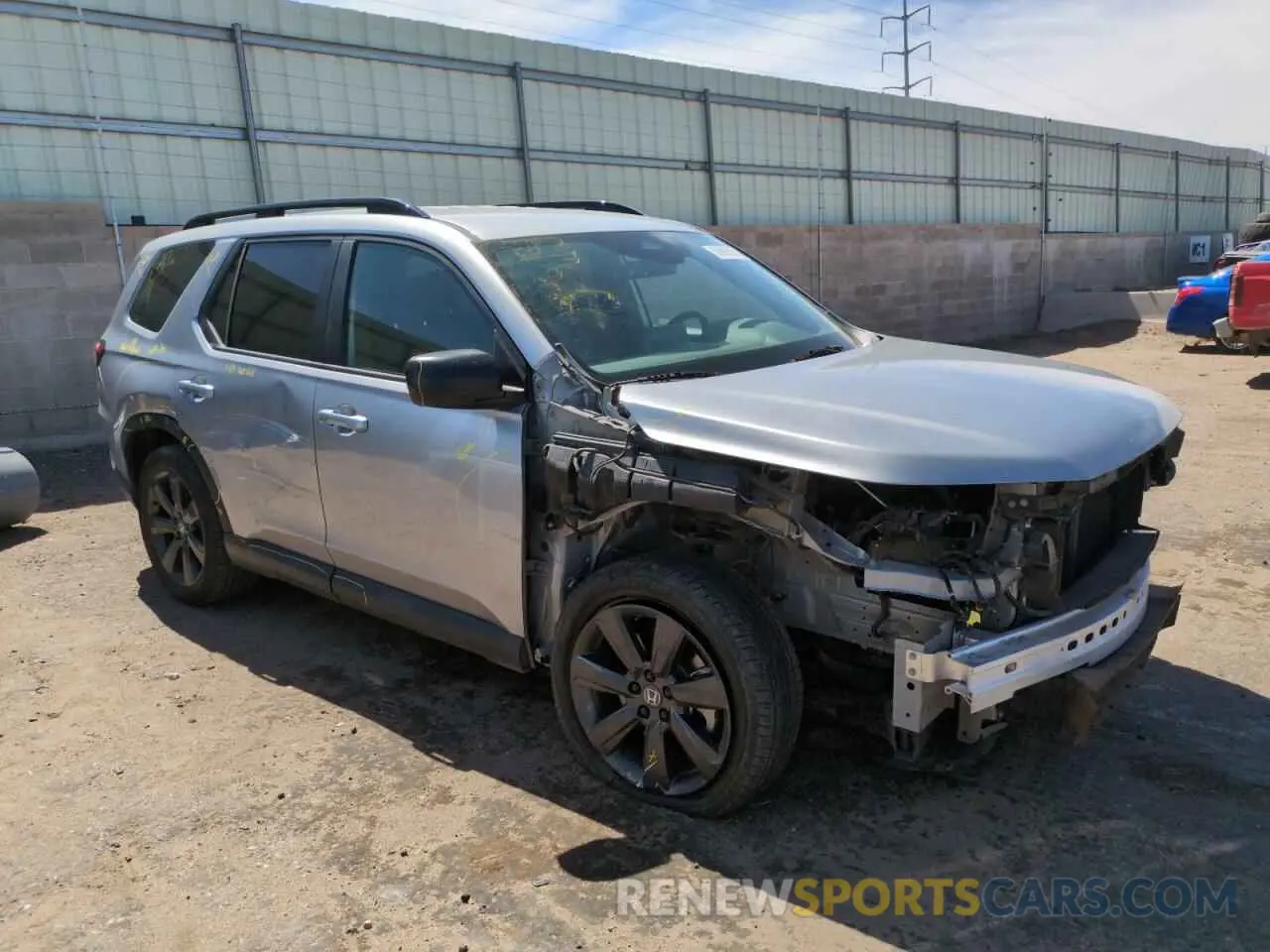 4 Photograph of a damaged car 5FNYG1H38PB057058 HONDA PILOT 2023