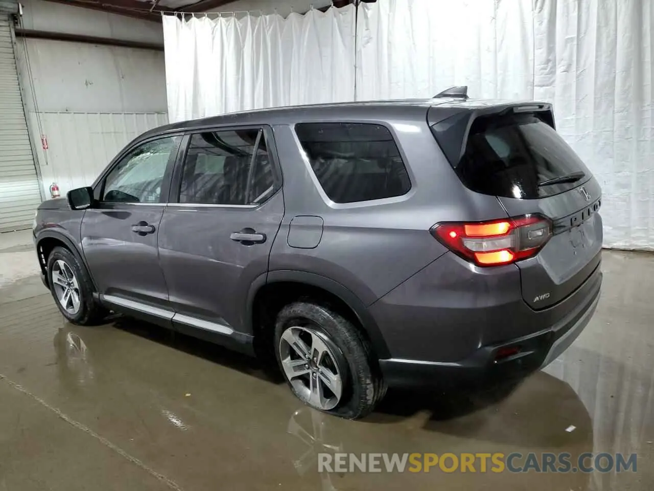 2 Photograph of a damaged car 5FNYG1H40PB034589 HONDA PILOT 2023