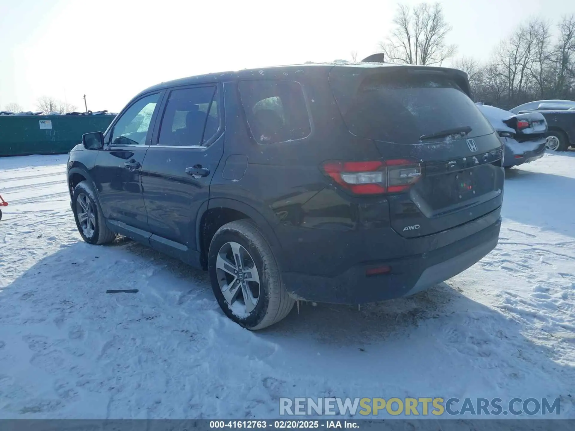 3 Photograph of a damaged car 5FNYG1H43PB009119 HONDA PILOT 2023