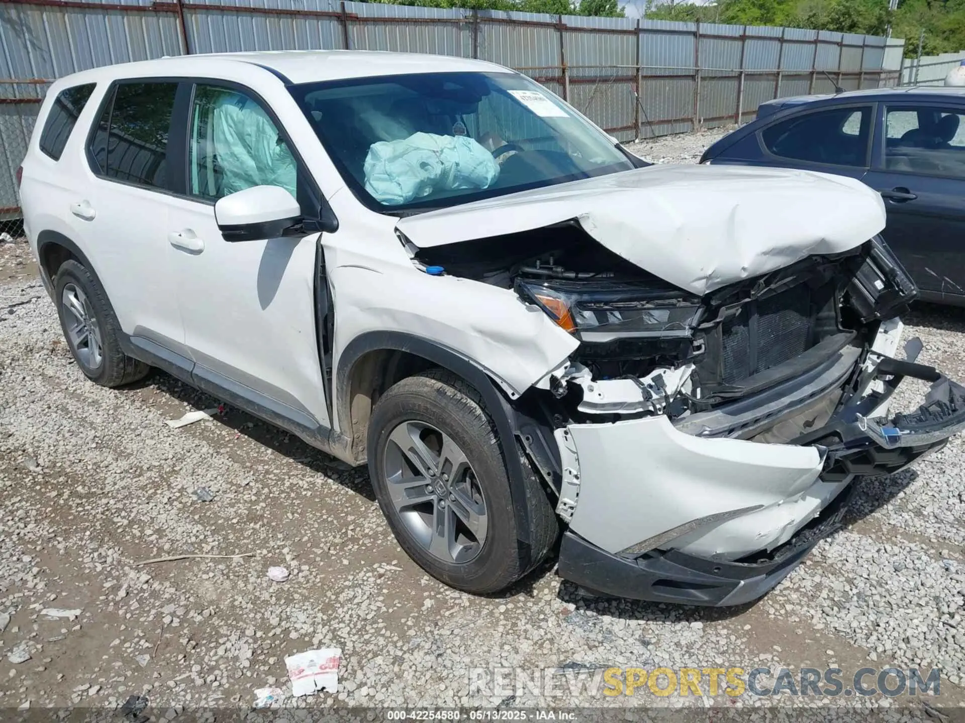 1 Photograph of a damaged car 5FNYG1H46PB012063 HONDA PILOT 2023