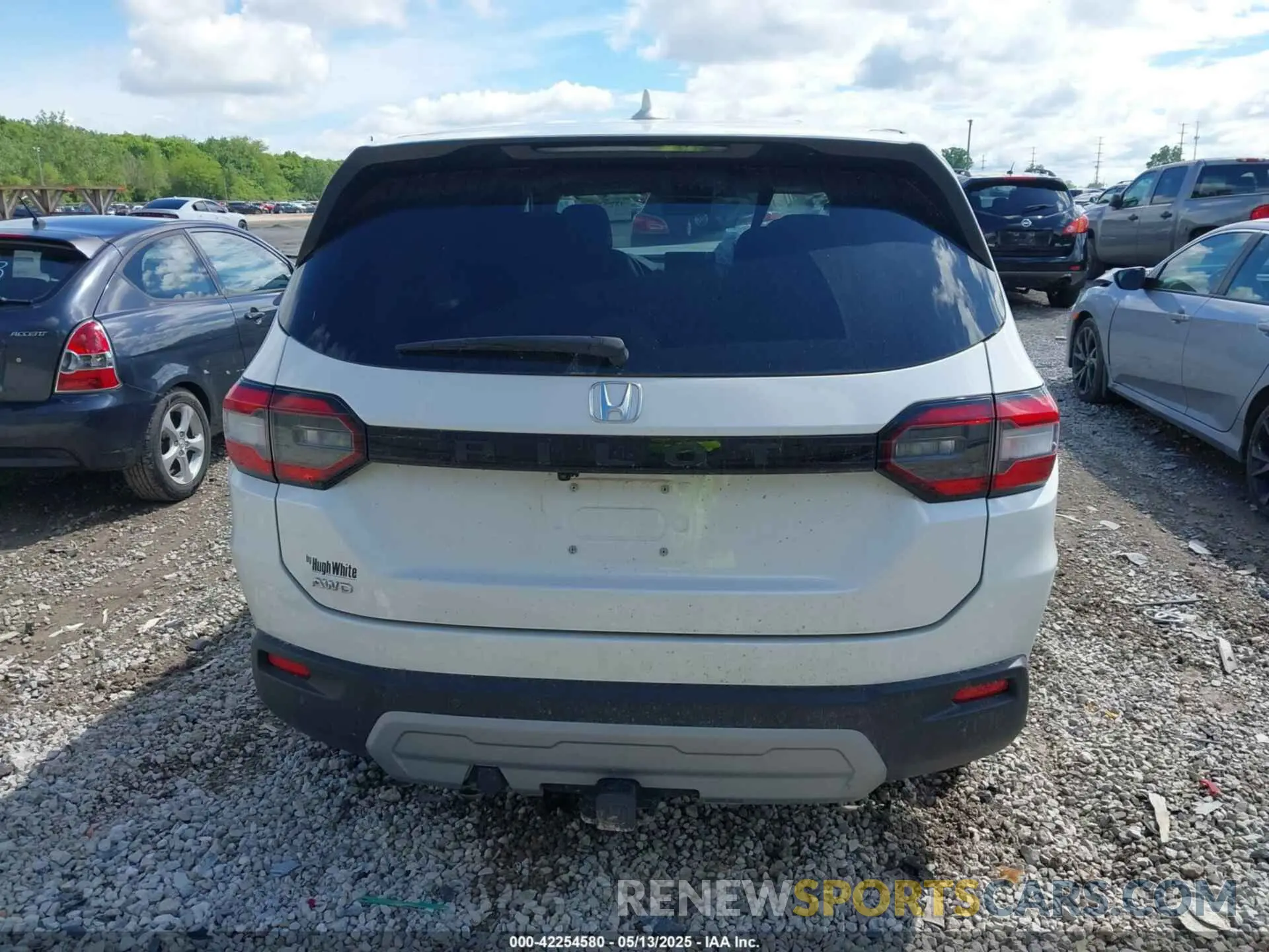 16 Photograph of a damaged car 5FNYG1H46PB012063 HONDA PILOT 2023